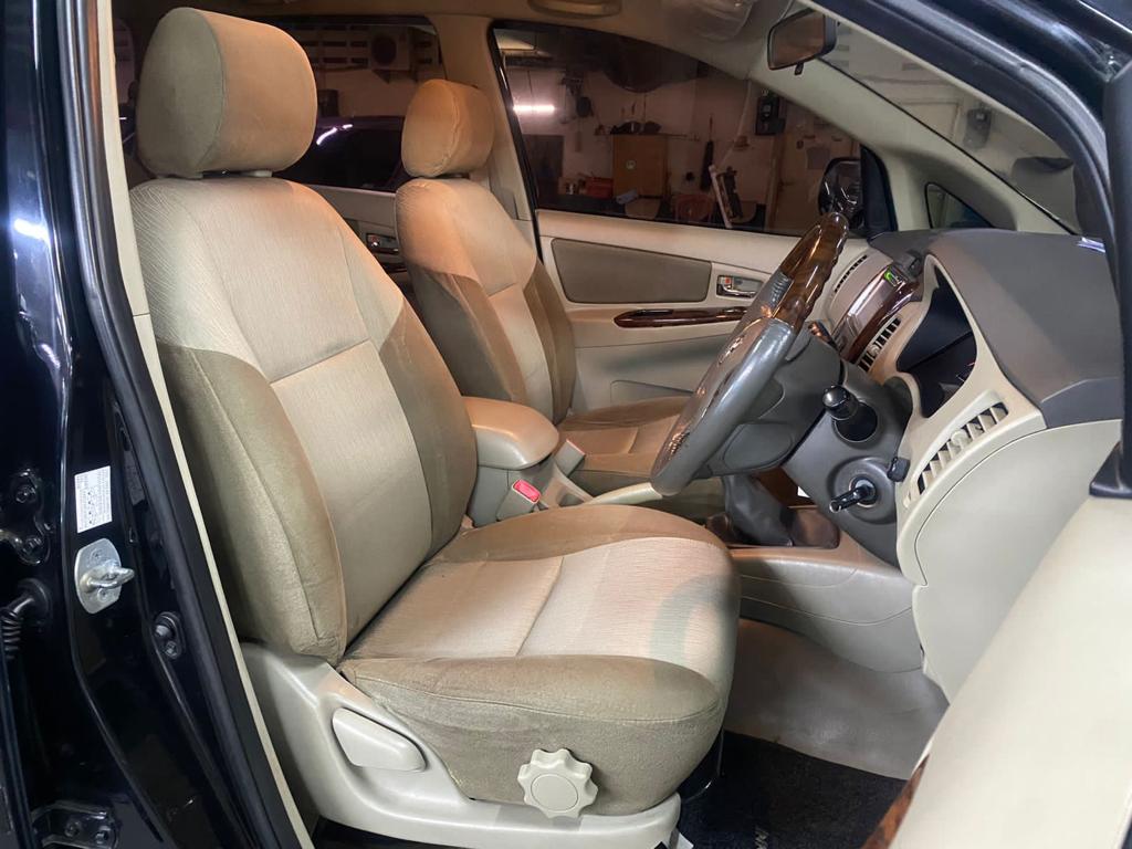 2015 Toyota Kijang Innova 2015 Toyota Kijang Innova