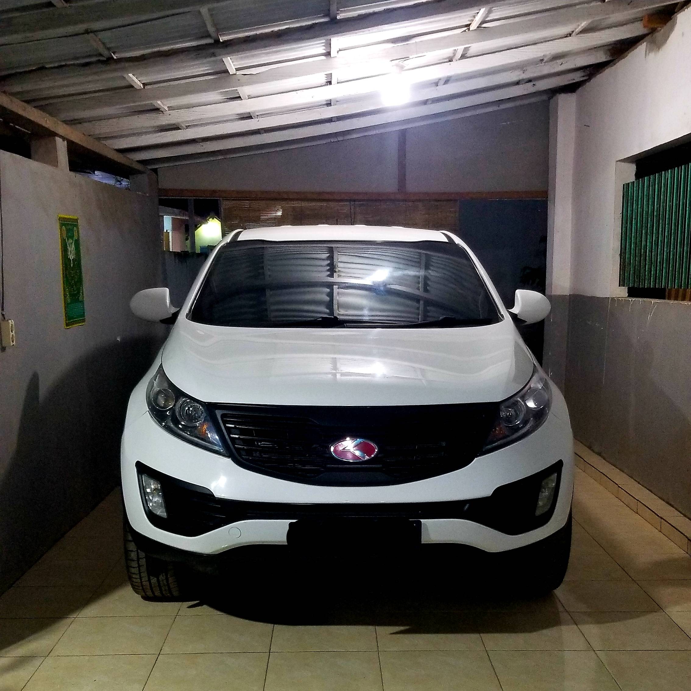 2013 Kia Sportage  2.0 AT Bekas 2013 Kia Sportage  2.0 AT Bekas