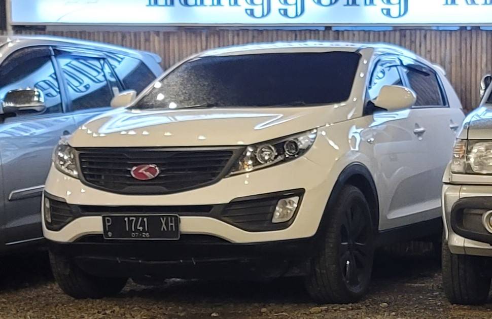 2013 Kia Sportage  2.0 AT 2013 Kia Sportage  2.0 AT