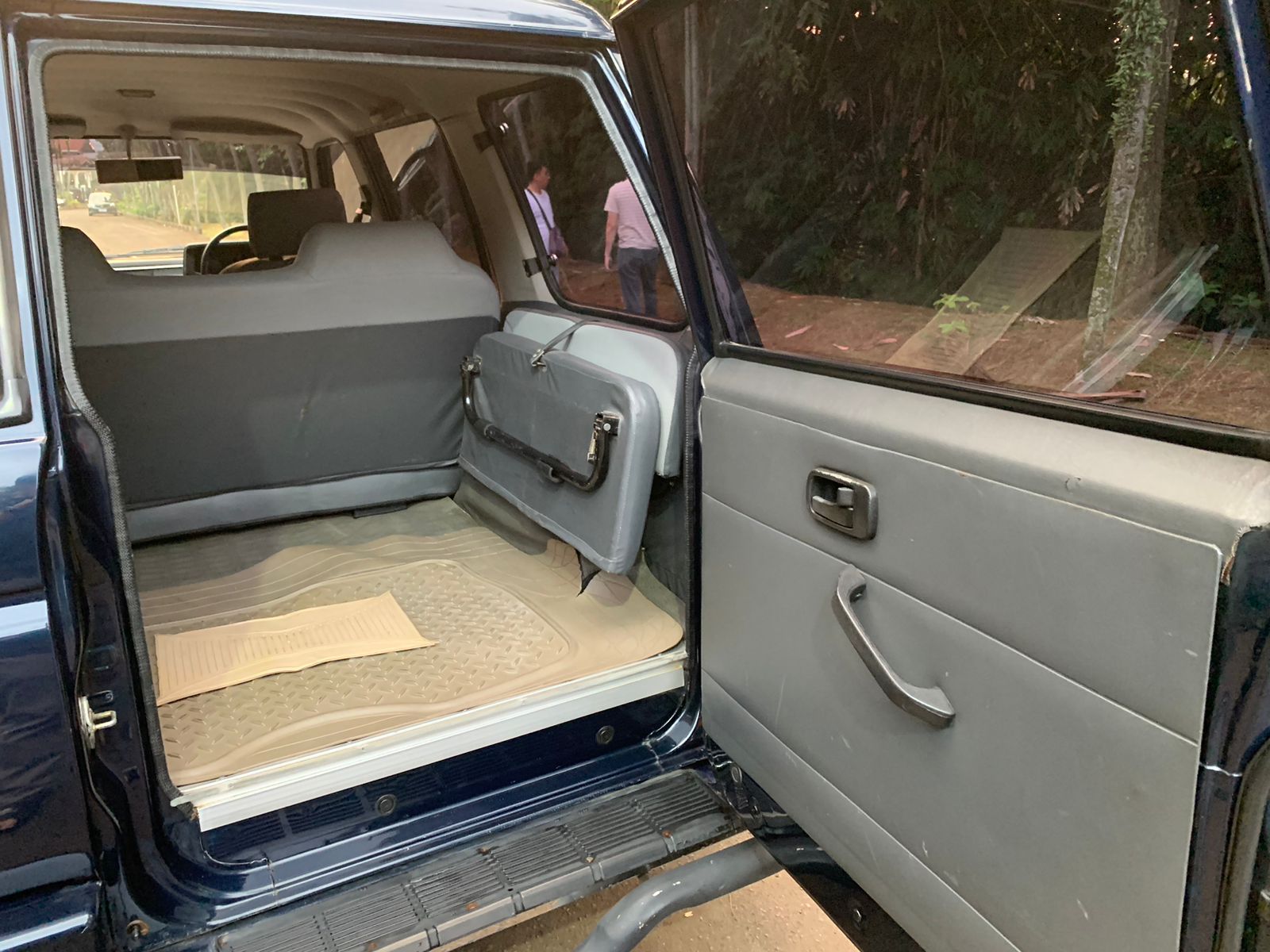 1998 Isuzu Panther 1998 Isuzu Panther