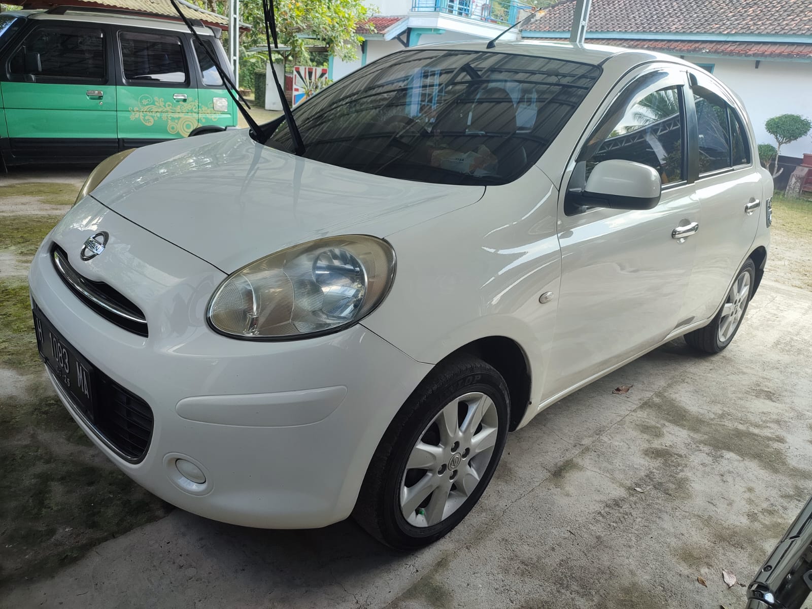 2013 Nissan March  1.2 MT Bekas 2013 Nissan March  1.2 MT Bekas