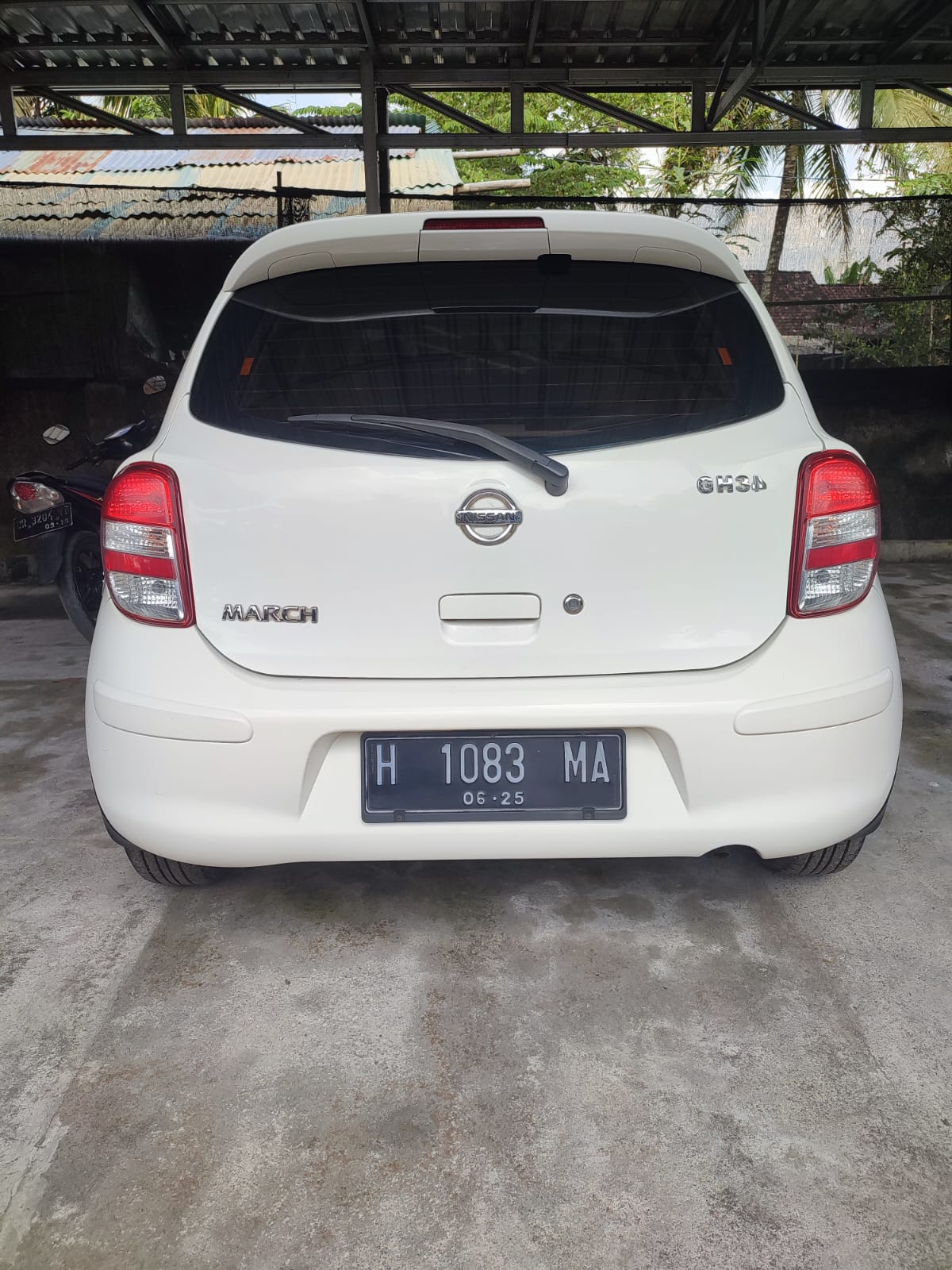 2013 Nissan March  1.2 MT 2013 Nissan March  1.2 MT