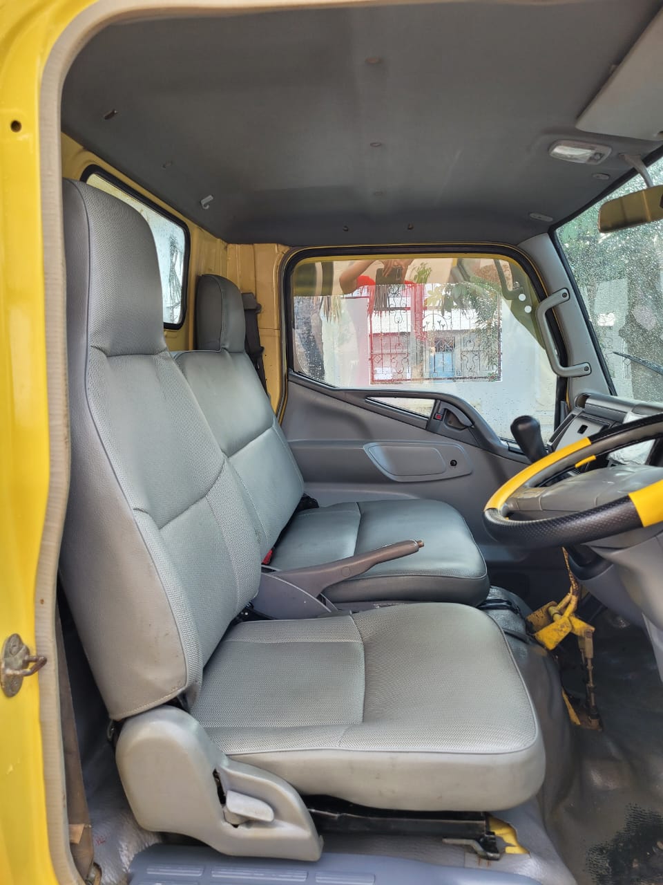 2012 Mitsubishi Colt L300 2012 Mitsubishi Colt L300