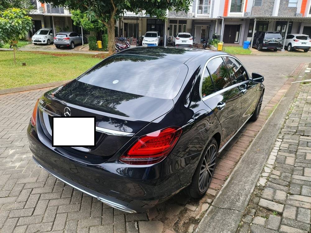 2018 Mercedes Benz C-Class Sedan 2018 Mercedes Benz C-Class Sedan