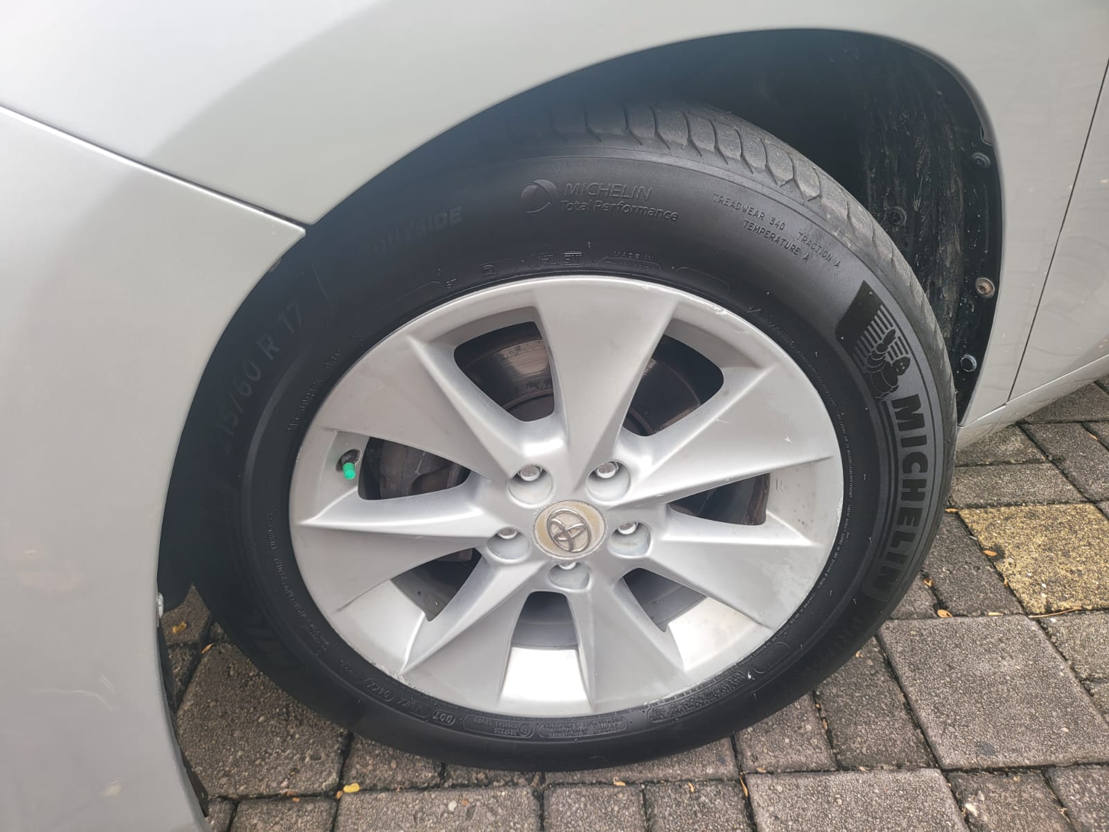 2011 Toyota Vellfire 2011 Toyota Vellfire