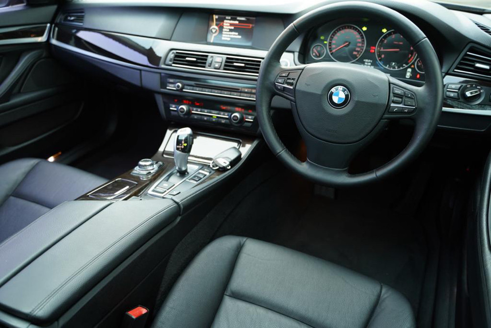 2013 BMW 5 Series Sedan 520i Luxury 2013 BMW 5 Series Sedan 520i Luxury