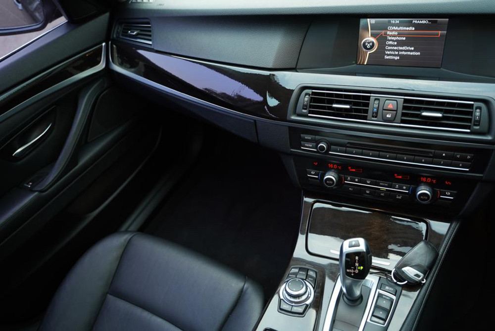 2013 BMW 5 Series Sedan 520i Luxury 2013 BMW 5 Series Sedan 520i Luxury