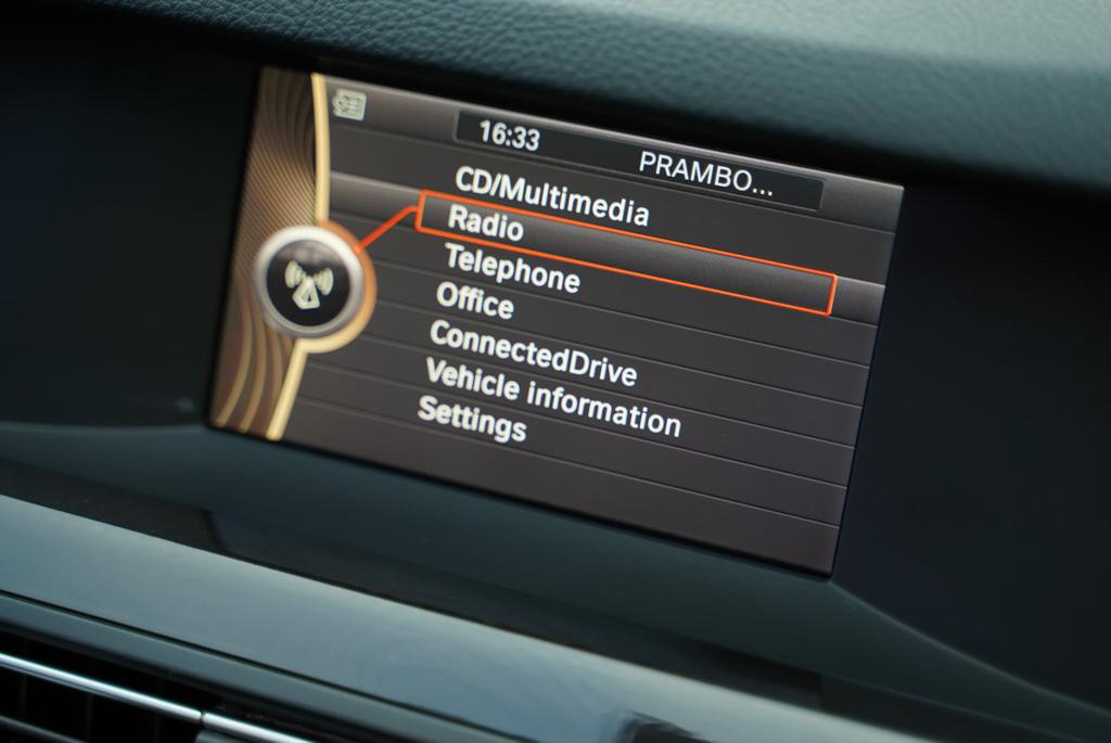 2013 BMW 5 Series Sedan 520i Luxury 2013 BMW 5 Series Sedan 520i Luxury