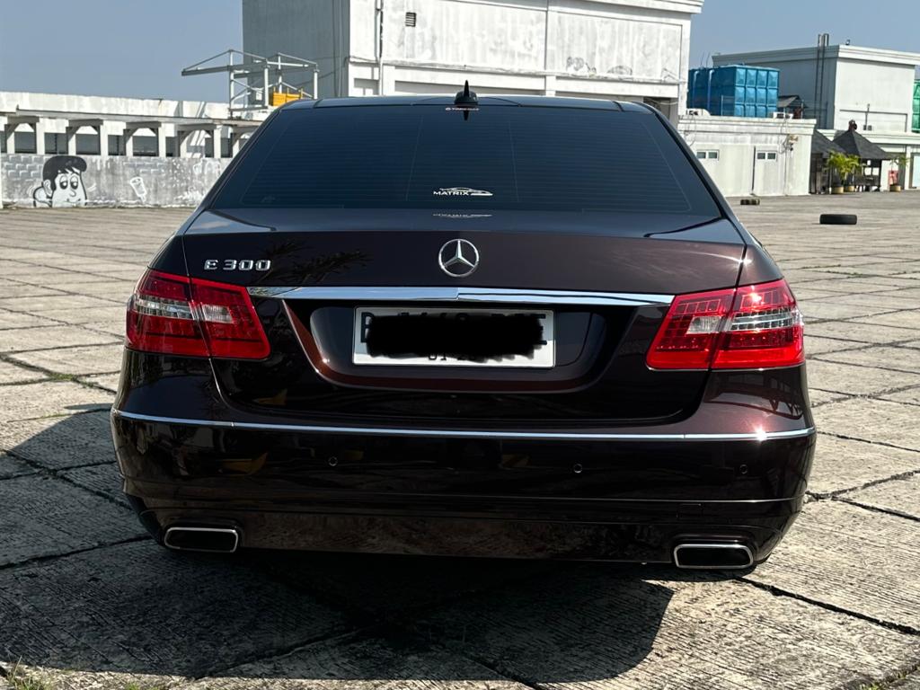 2012 Mercedes Benz E-Class E 300 AVANTGARDE AMG 2012 Mercedes Benz E-Class E 300 AVANTGARDE AMG