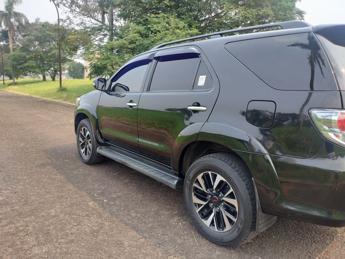 2014 Toyota Fortuner  2014 Toyota Fortuner