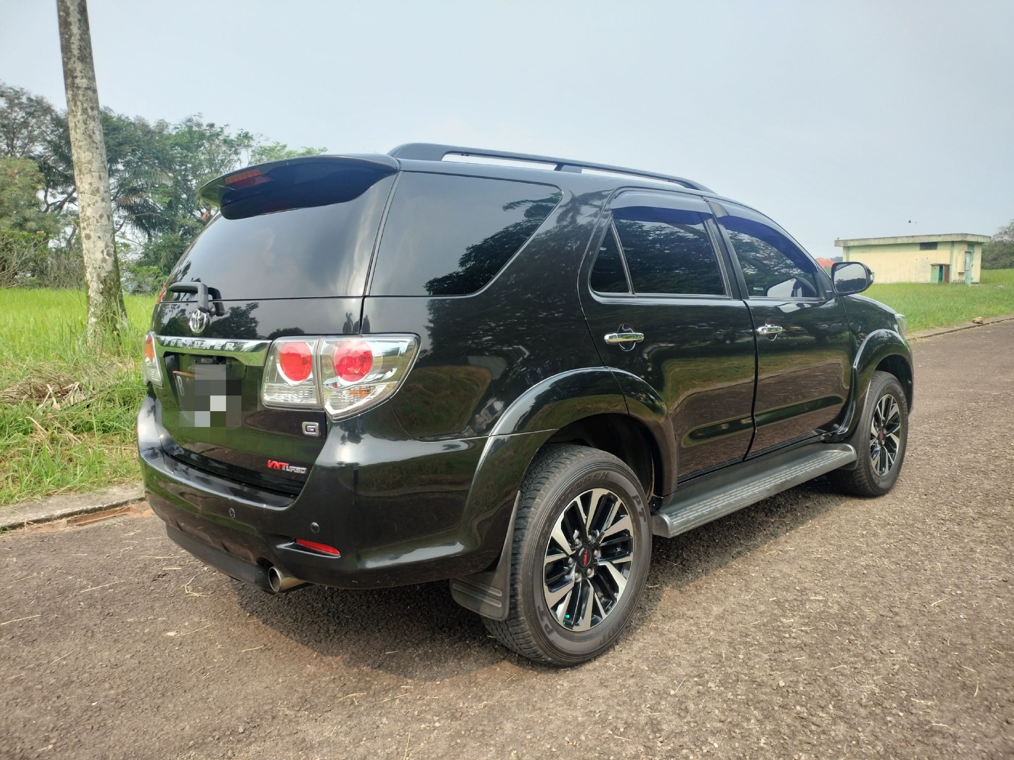 2014 Toyota Fortuner  2014 Toyota Fortuner