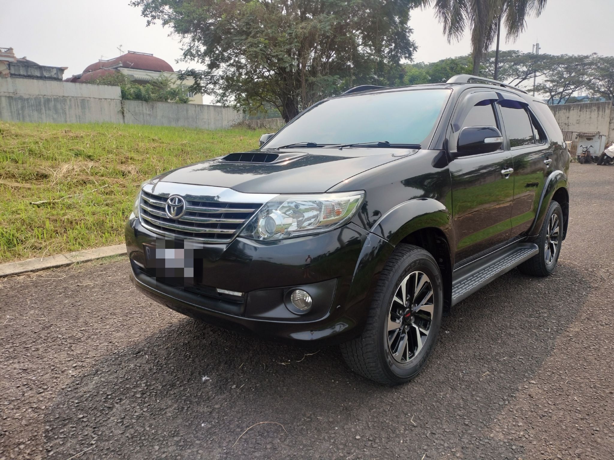 2014 Toyota Fortuner  2014 Toyota Fortuner