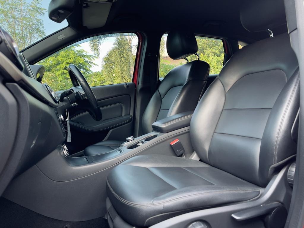 2013 Mercedes Benz B-Class 2013 Mercedes Benz B-Class