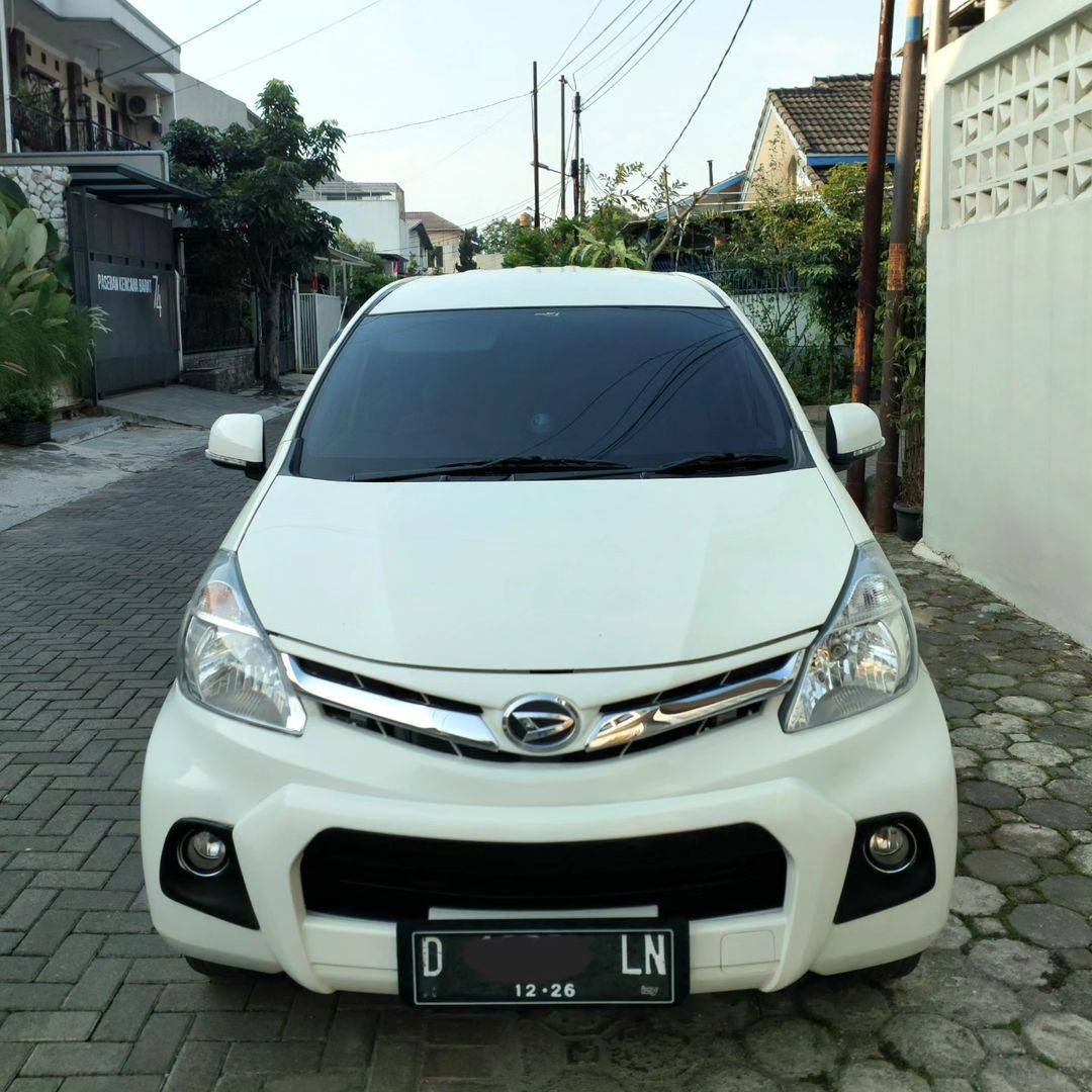 2013 Daihatsu Xenia Bekas 2013 Daihatsu Xenia Bekas