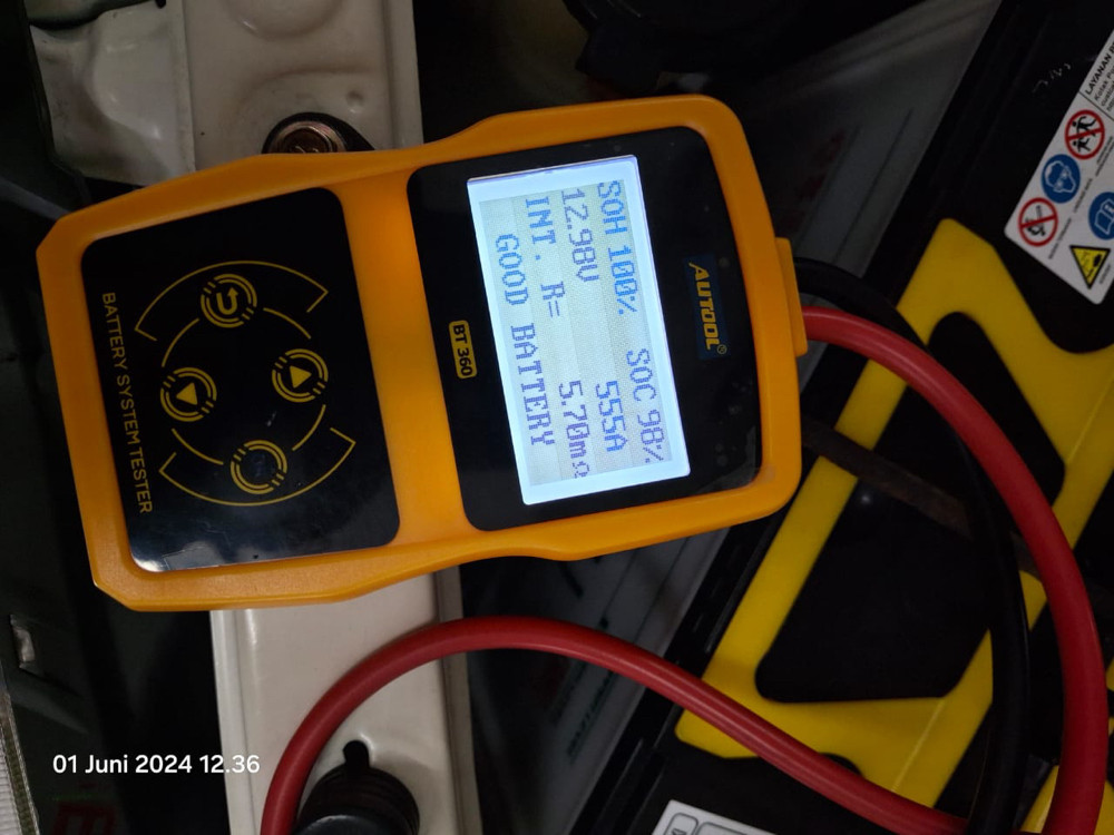 2013 Toyota Innova 2013 Toyota Innova