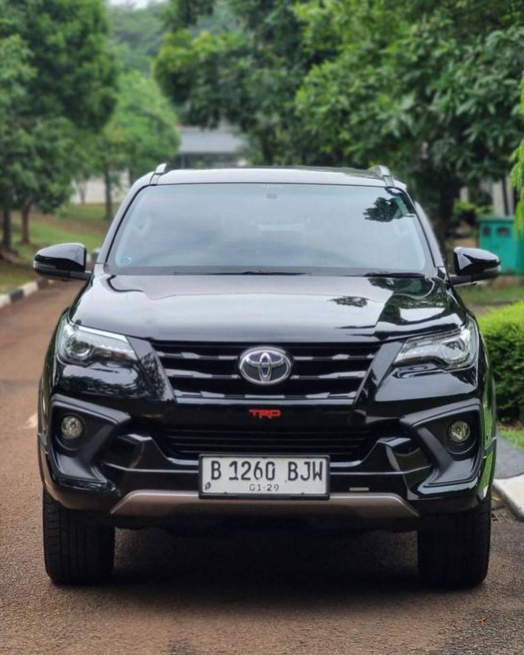 2019 Toyota Fortuner 4X2 G AT DIESEL TRD SPORTIVO Bekas