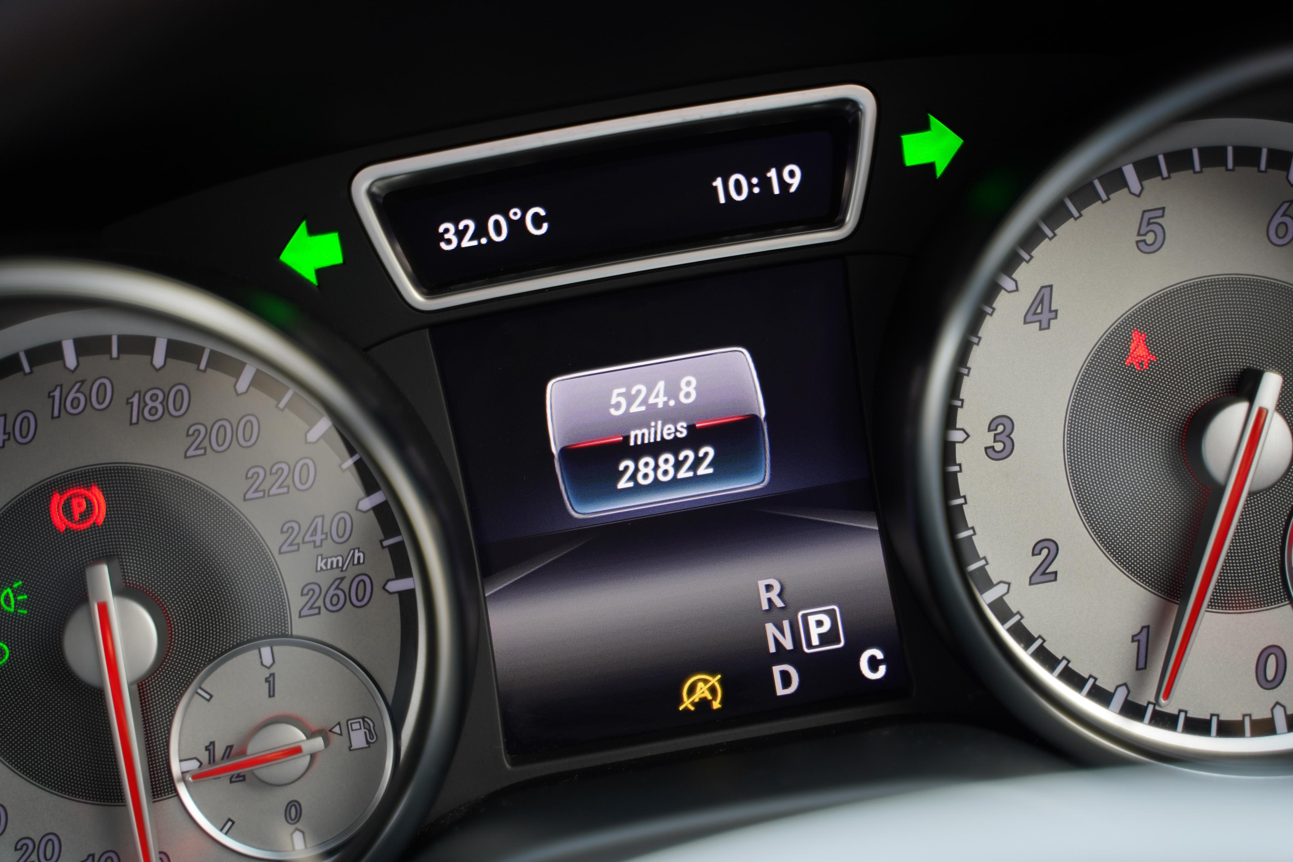 2016 Mercedes Benz GLA 200 AMG 2016 Mercedes Benz GLA 200 AMG