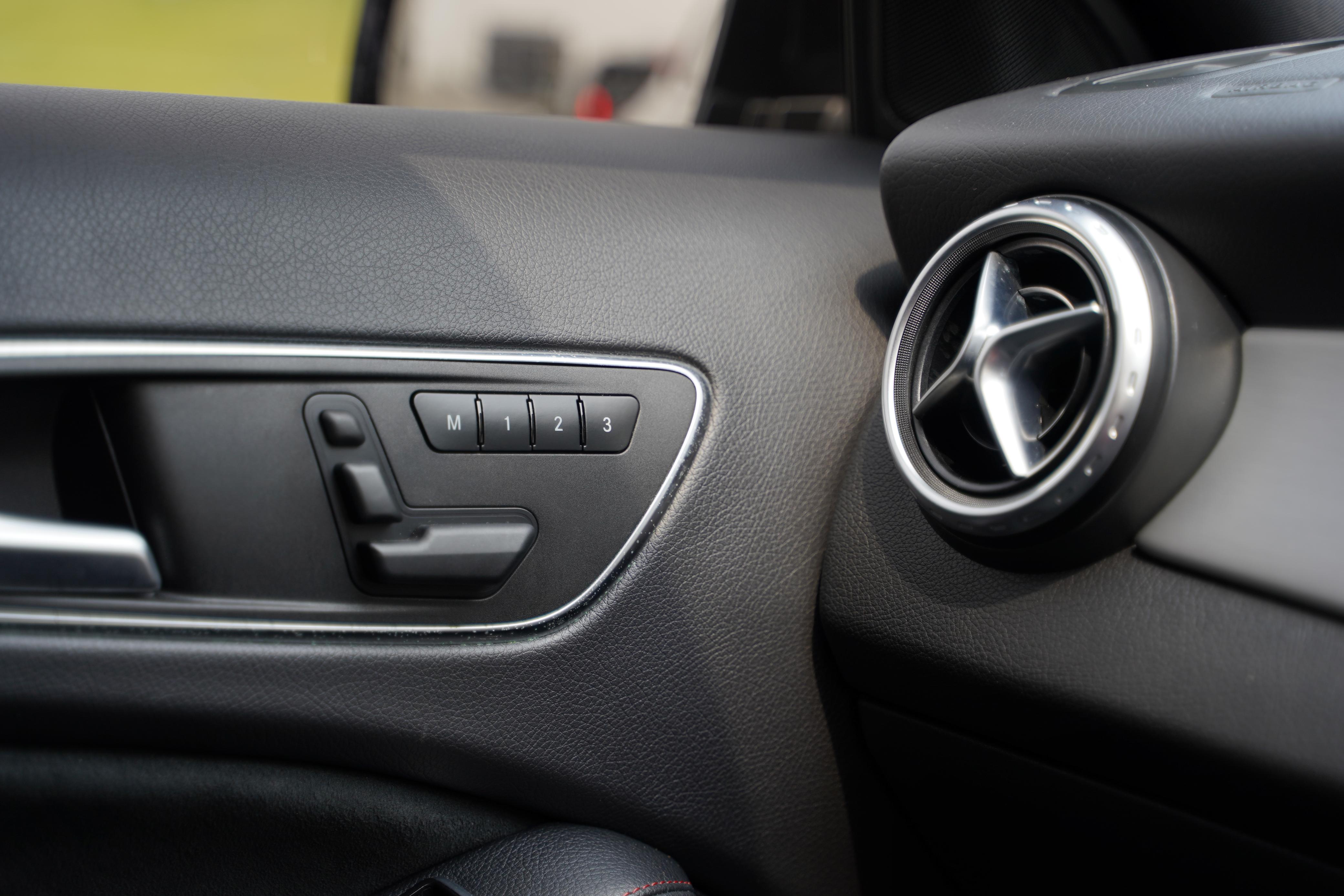 2016 Mercedes Benz GLA 200 AMG 2016 Mercedes Benz GLA 200 AMG