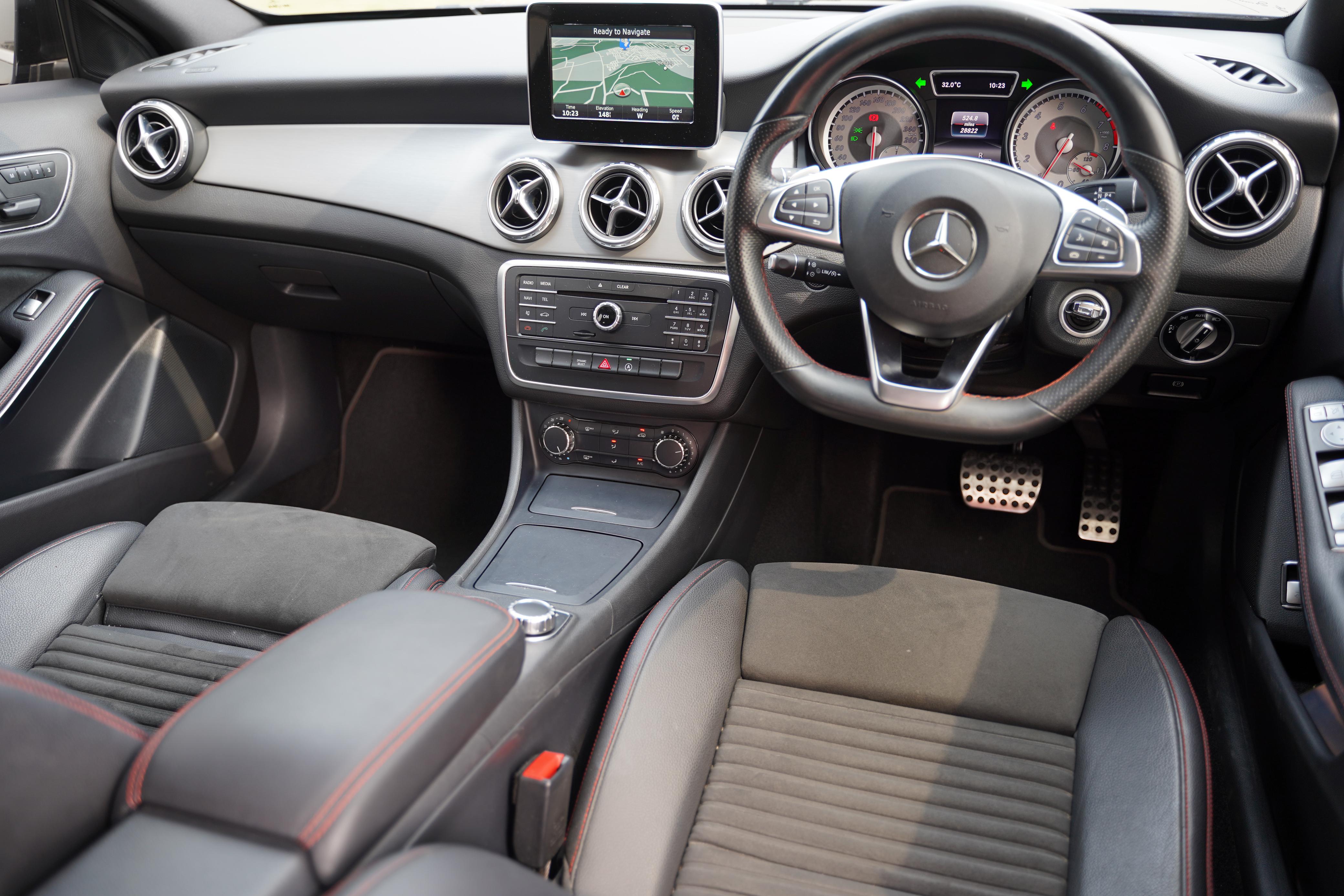 2016 Mercedes Benz GLA 200 AMG 2016 Mercedes Benz GLA 200 AMG