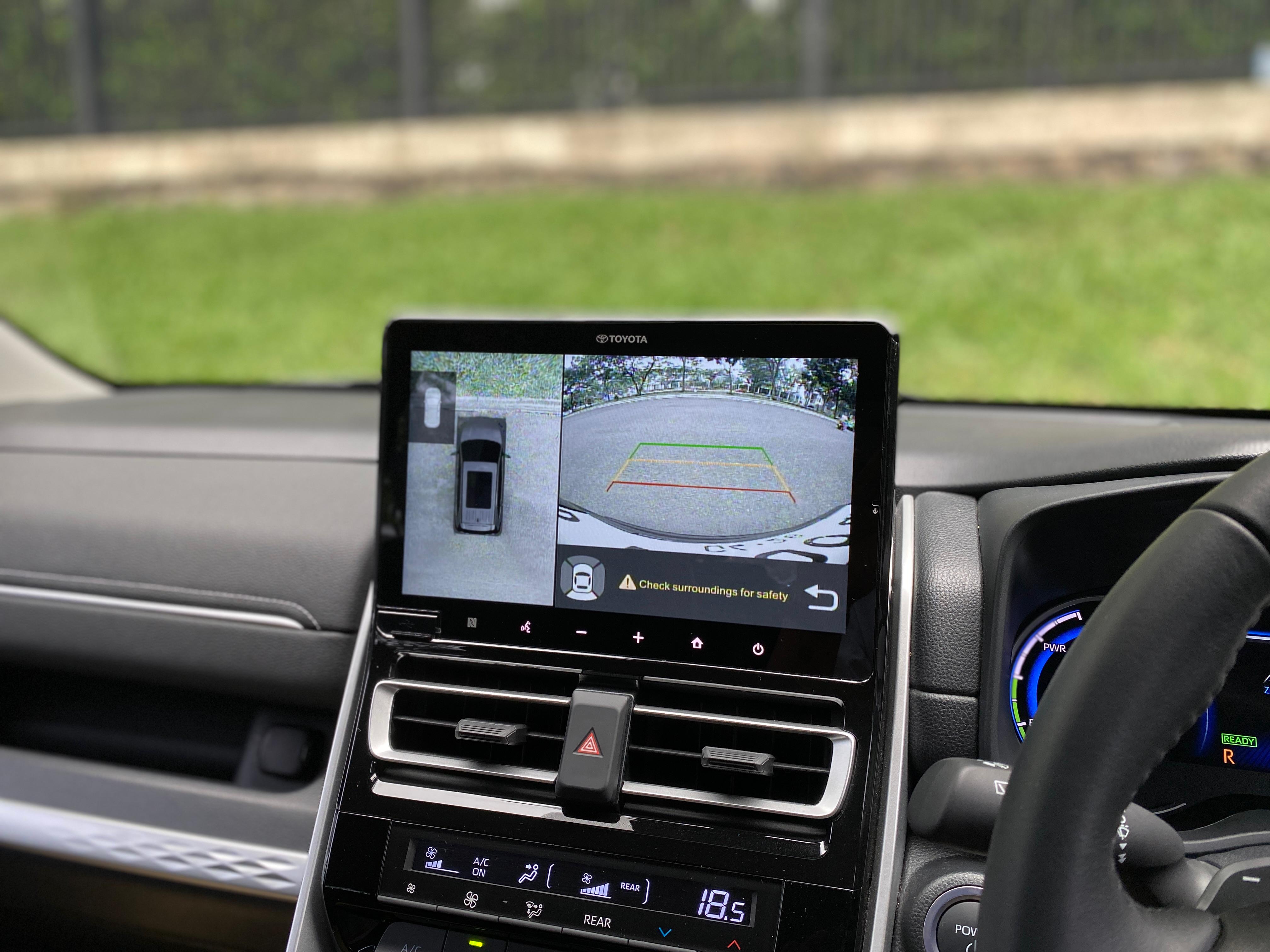 2023 Toyota Kijang Innova Zenix Hybrid EV 2.0L Q HV CVT TSS Modellista 2023 Toyota Kijang Innova Zenix Hybrid EV 2.0L Q HV CVT TSS Modellista