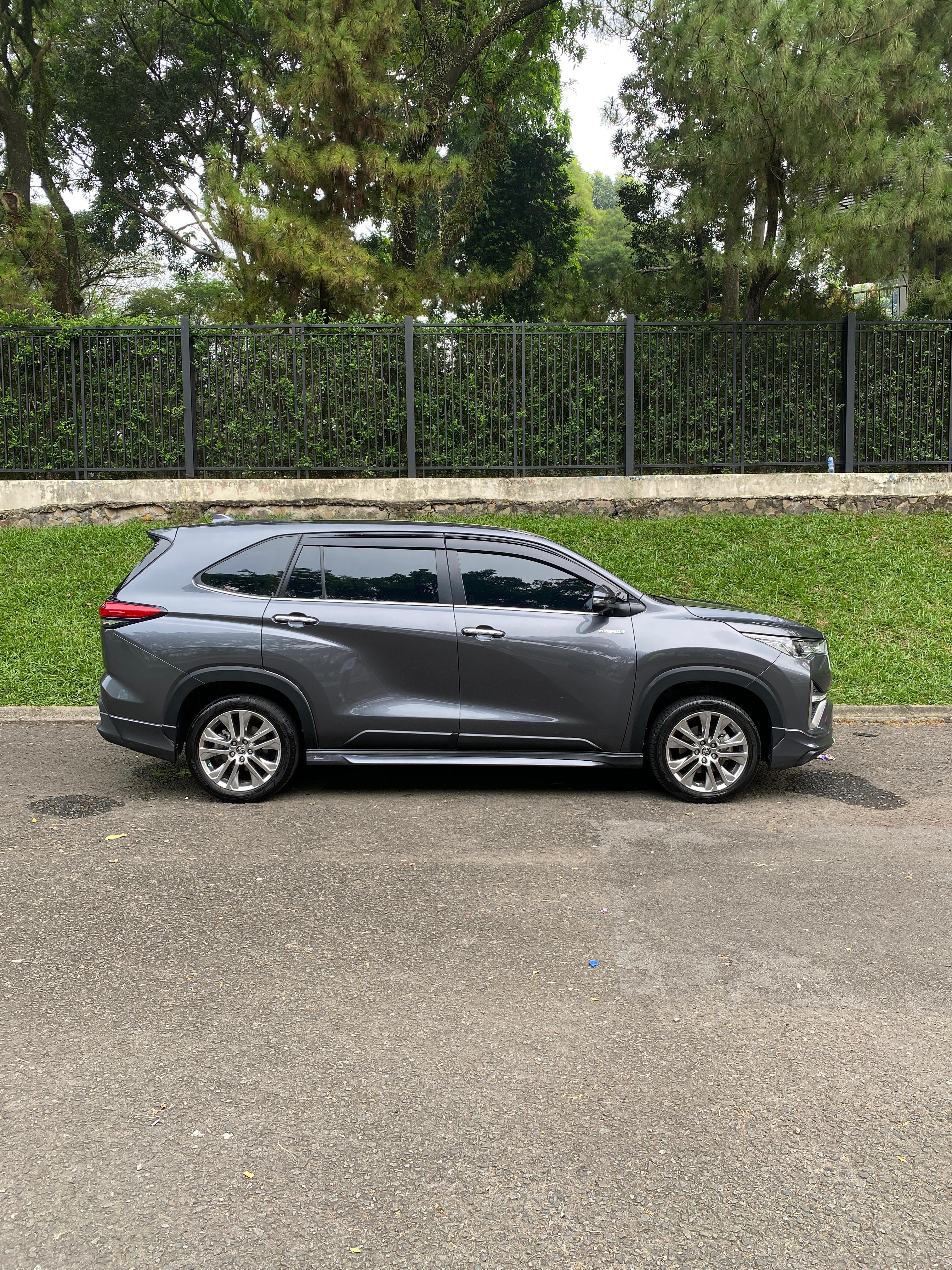 2023 Toyota Kijang Innova Zenix Hybrid EV 2.0L Q HV CVT TSS Modellista 2023 Toyota Kijang Innova Zenix Hybrid EV 2.0L Q HV CVT TSS Modellista