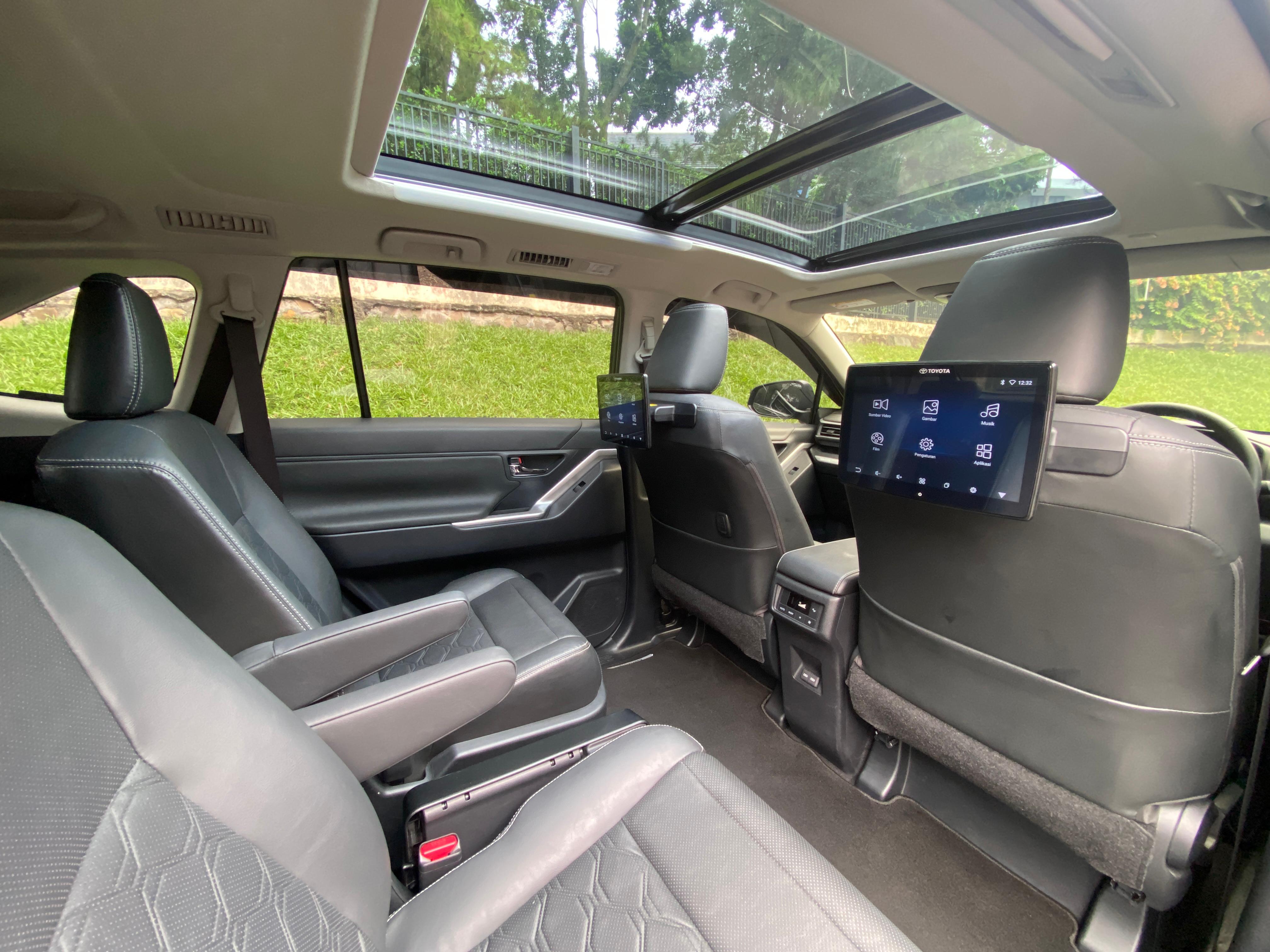 2023 Toyota Kijang Innova Zenix Hybrid EV 2.0L Q HV CVT TSS Modellista 2023 Toyota Kijang Innova Zenix Hybrid EV 2.0L Q HV CVT TSS Modellista