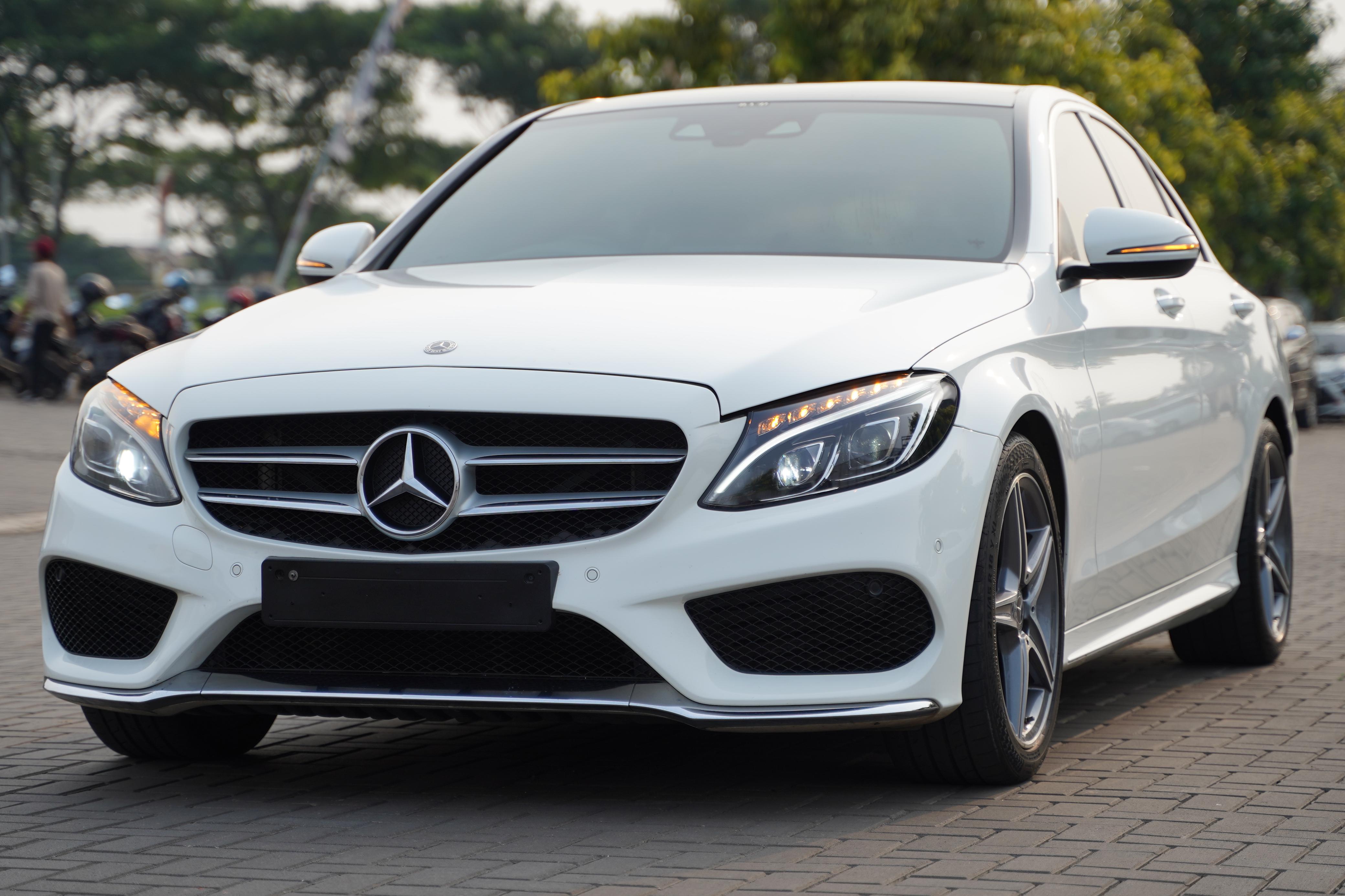 2018 Mercedes Benz C-Class Sedan C 300 AMG Line 2018 Mercedes Benz C-Class Sedan C 300 AMG Line