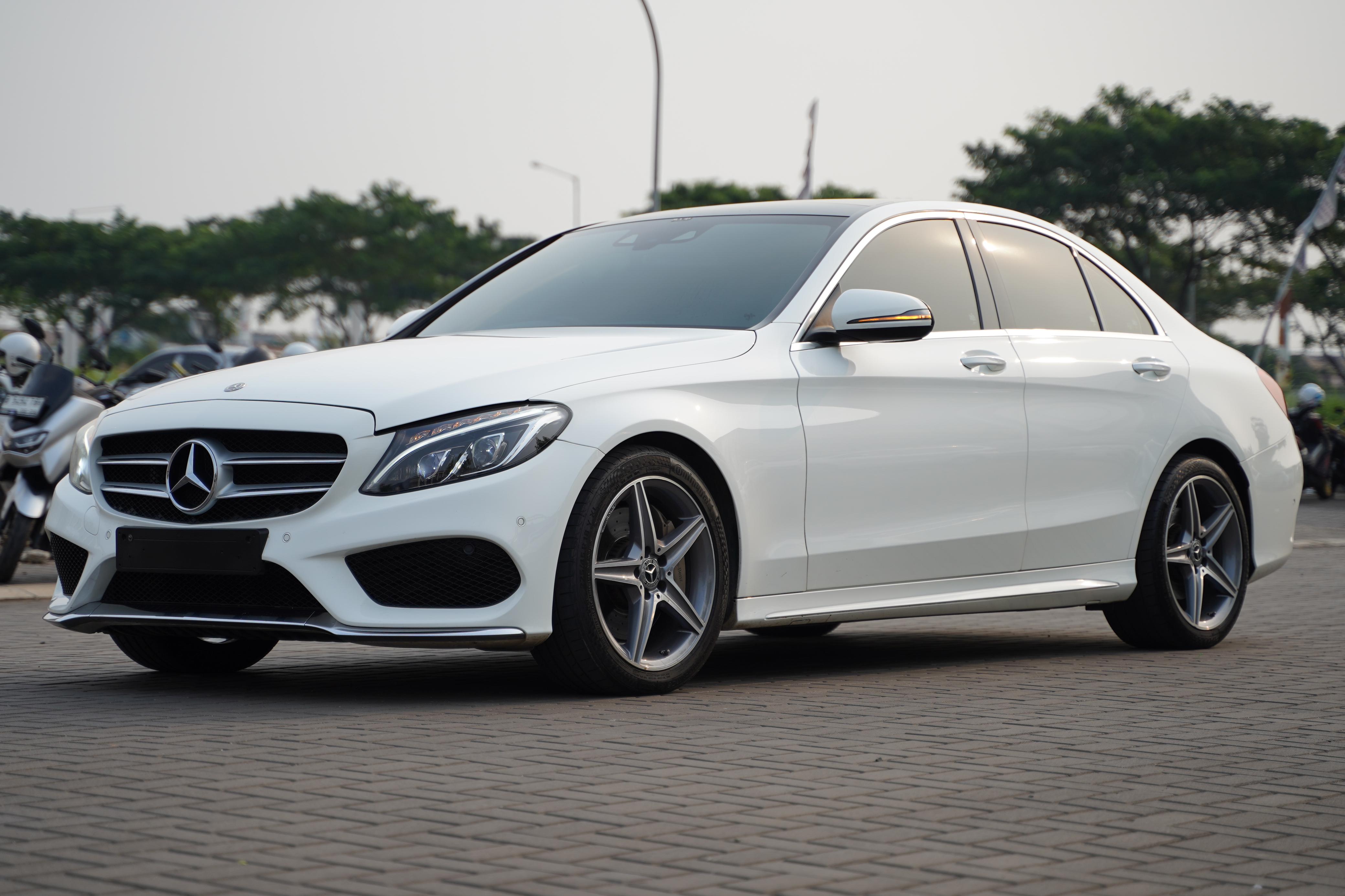 2018 Mercedes Benz C-Class Sedan C 300 AMG Line 2018 Mercedes Benz C-Class Sedan C 300 AMG Line