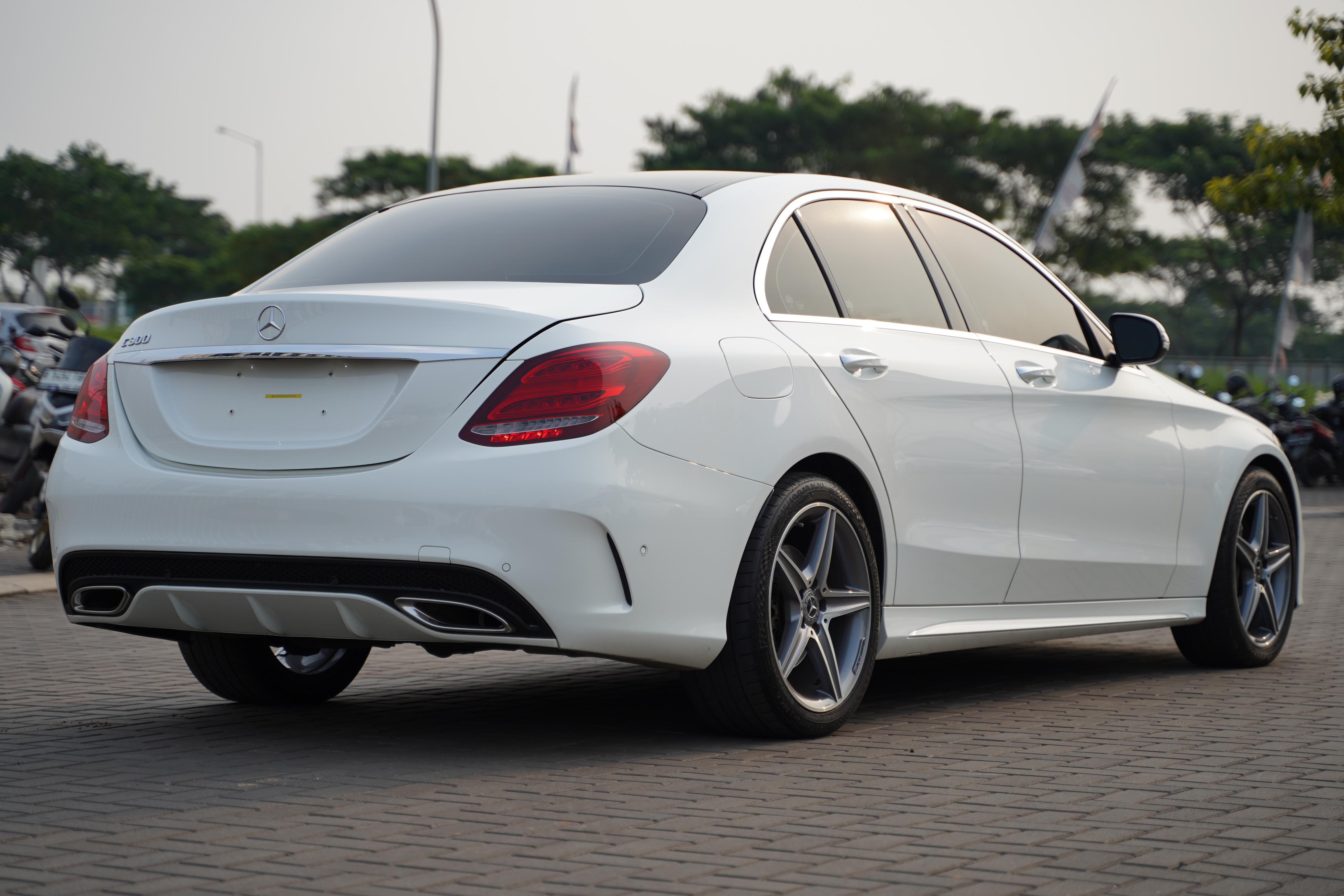 2018 Mercedes Benz C-Class Sedan C 300 AMG Line 2018 Mercedes Benz C-Class Sedan C 300 AMG Line