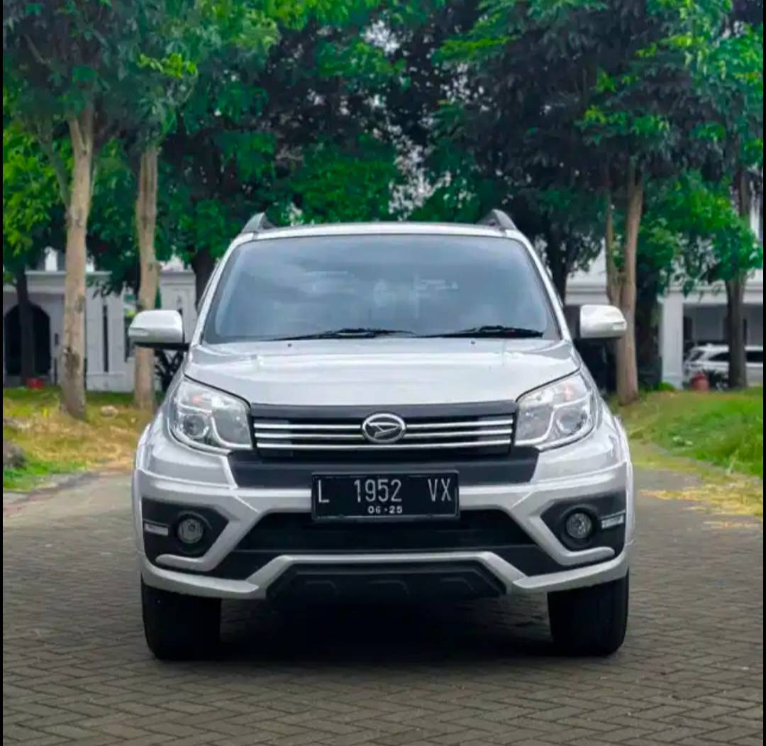 Second Hand 2015 Daihatsu Terios Second Hand 2015 Daihatsu Terios