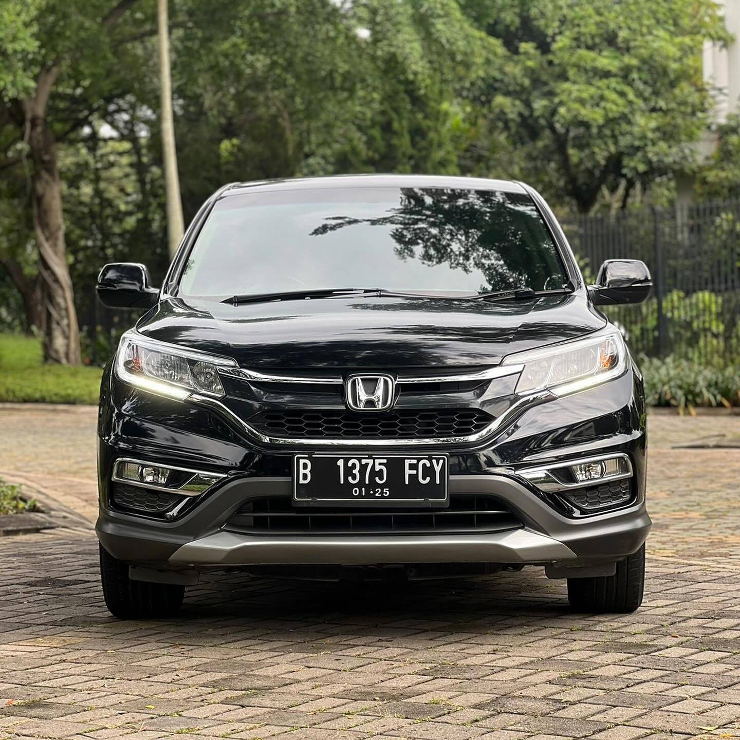 Second Hand 2015 Honda CR-V Second Hand 2015 Honda CR-V
