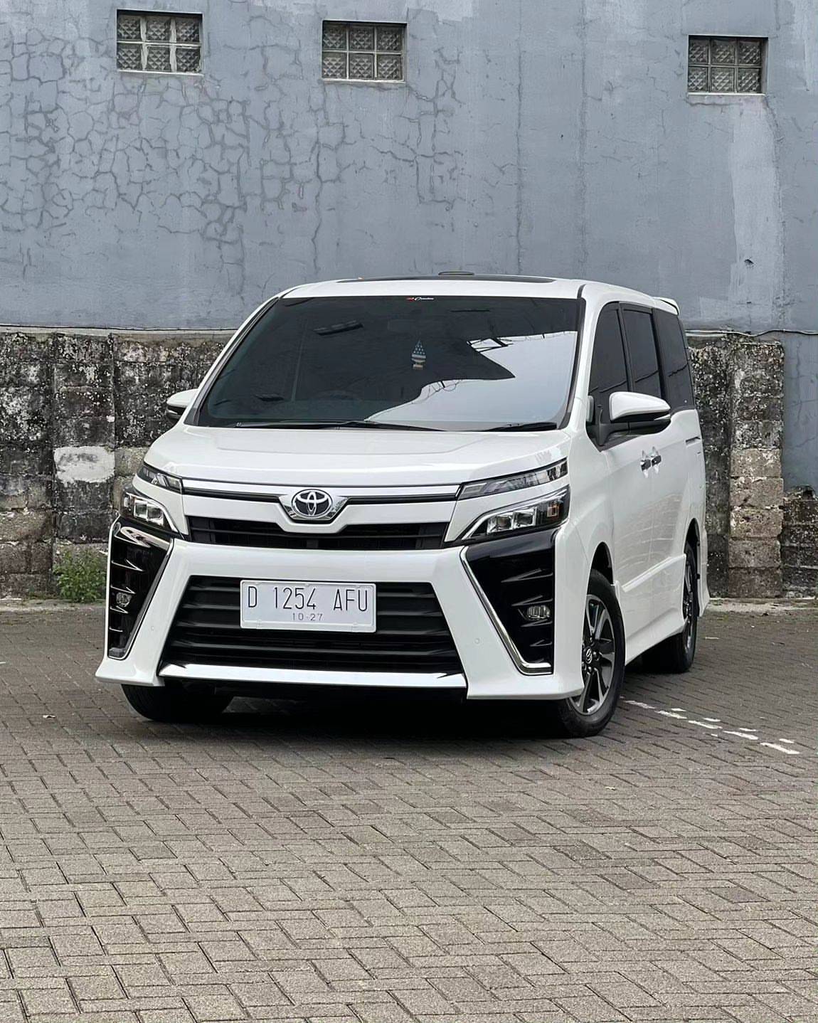 2017 Toyota Voxy Bekas 2017 Toyota Voxy Bekas