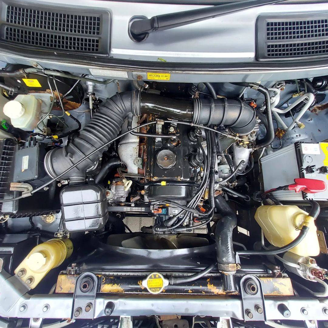 2002 Mitsubishi Kuda 2002 Mitsubishi Kuda