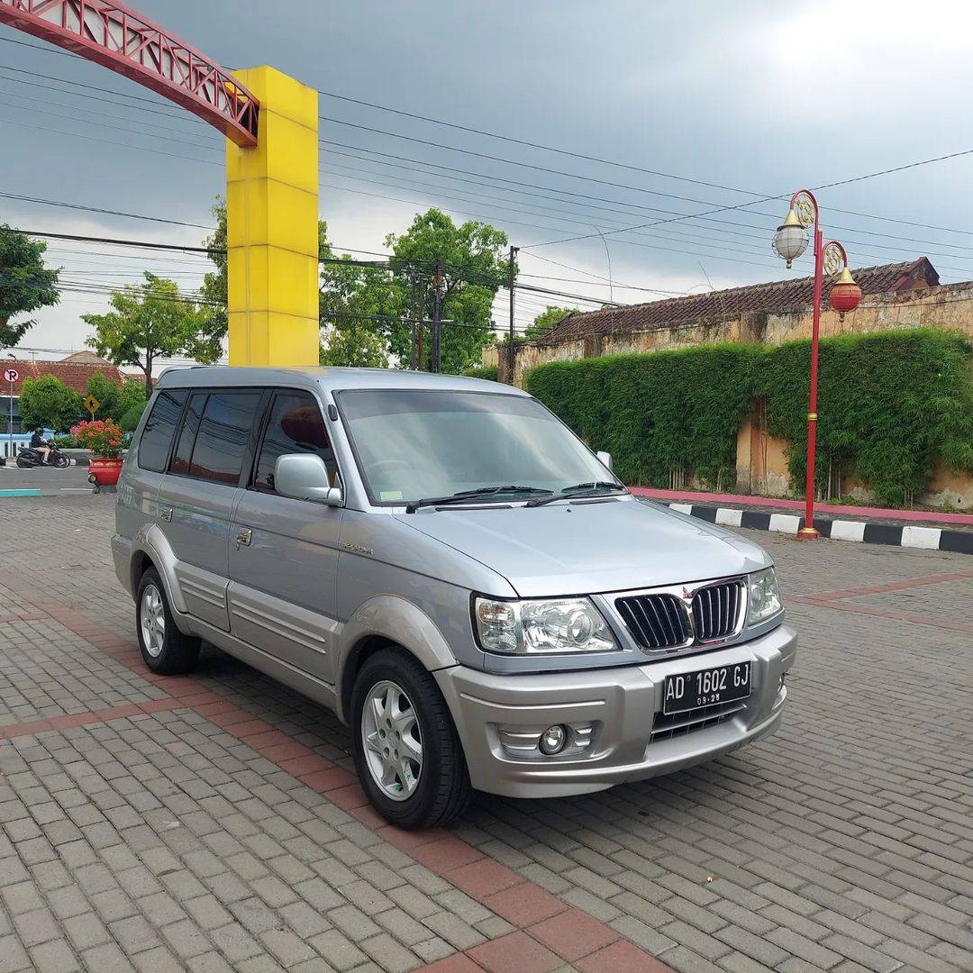 2002 Mitsubishi Kuda 2002 Mitsubishi Kuda