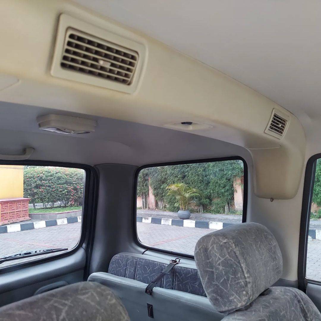 2002 Isuzu Panther 2002 Isuzu Panther