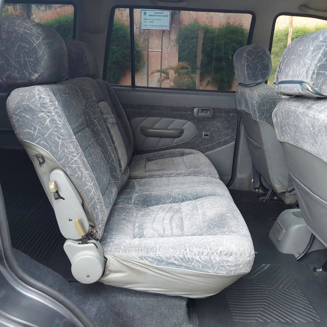 2002 Isuzu Panther 2002 Isuzu Panther