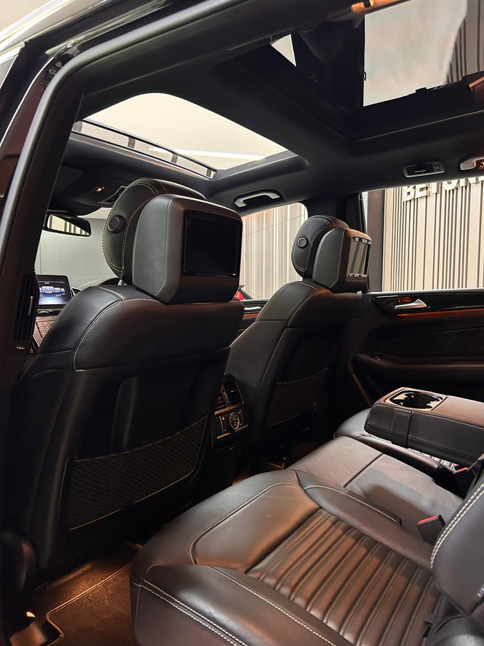 2018 Mercedes Benz GLS-Class 400 4MATIC AMG Line 2018 Mercedes Benz GLS-Class 400 4MATIC AMG Line