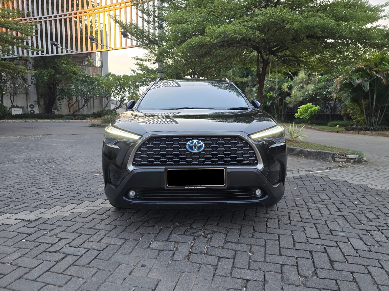 2022 Toyota Corolla Cross HEV GR-S 2022 Toyota Corolla Cross HEV GR-S