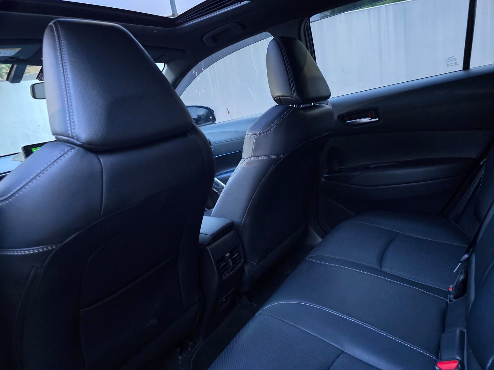 2022 Toyota Corolla Cross HEV GR-S 2022 Toyota Corolla Cross HEV GR-S