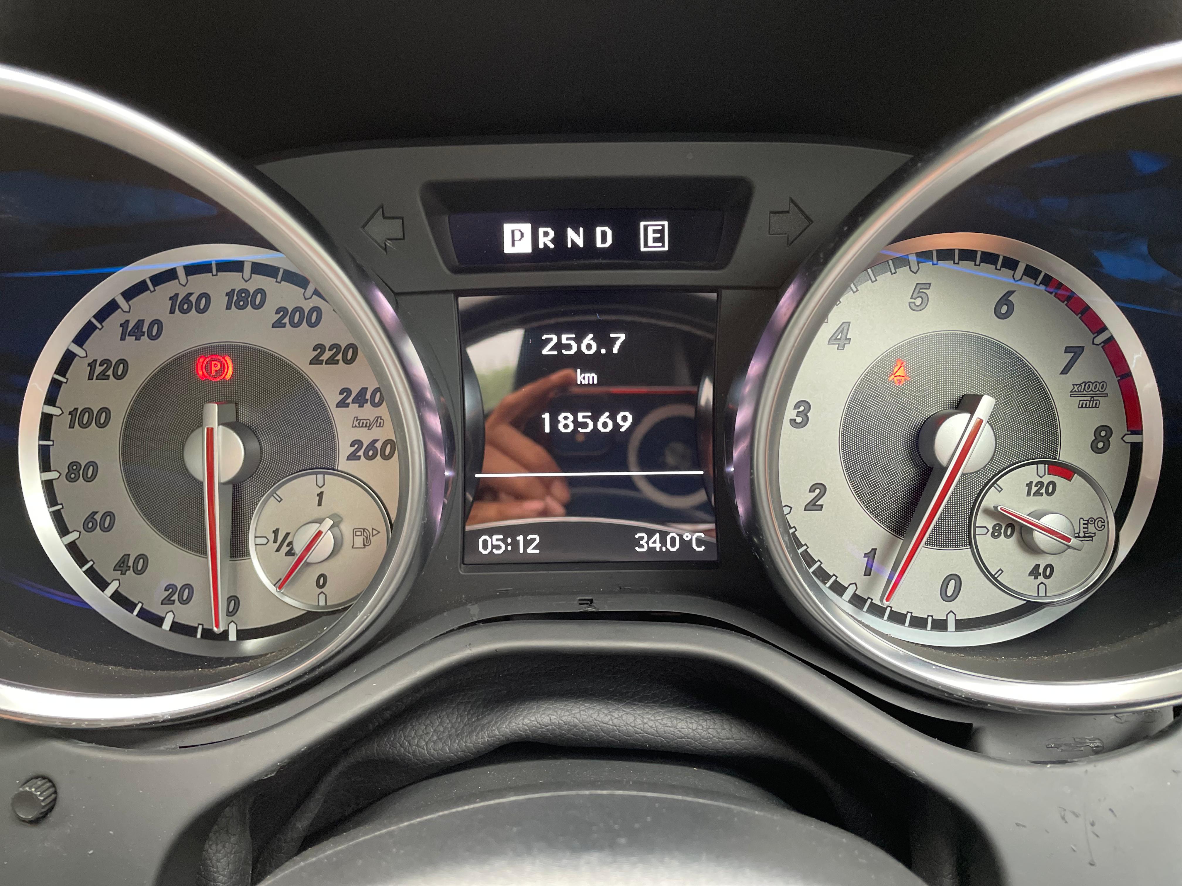 2012 Mercedes Benz SLK-Class SLK 200 1.8L CGI 2012 Mercedes Benz SLK-Class SLK 200 1.8L CGI