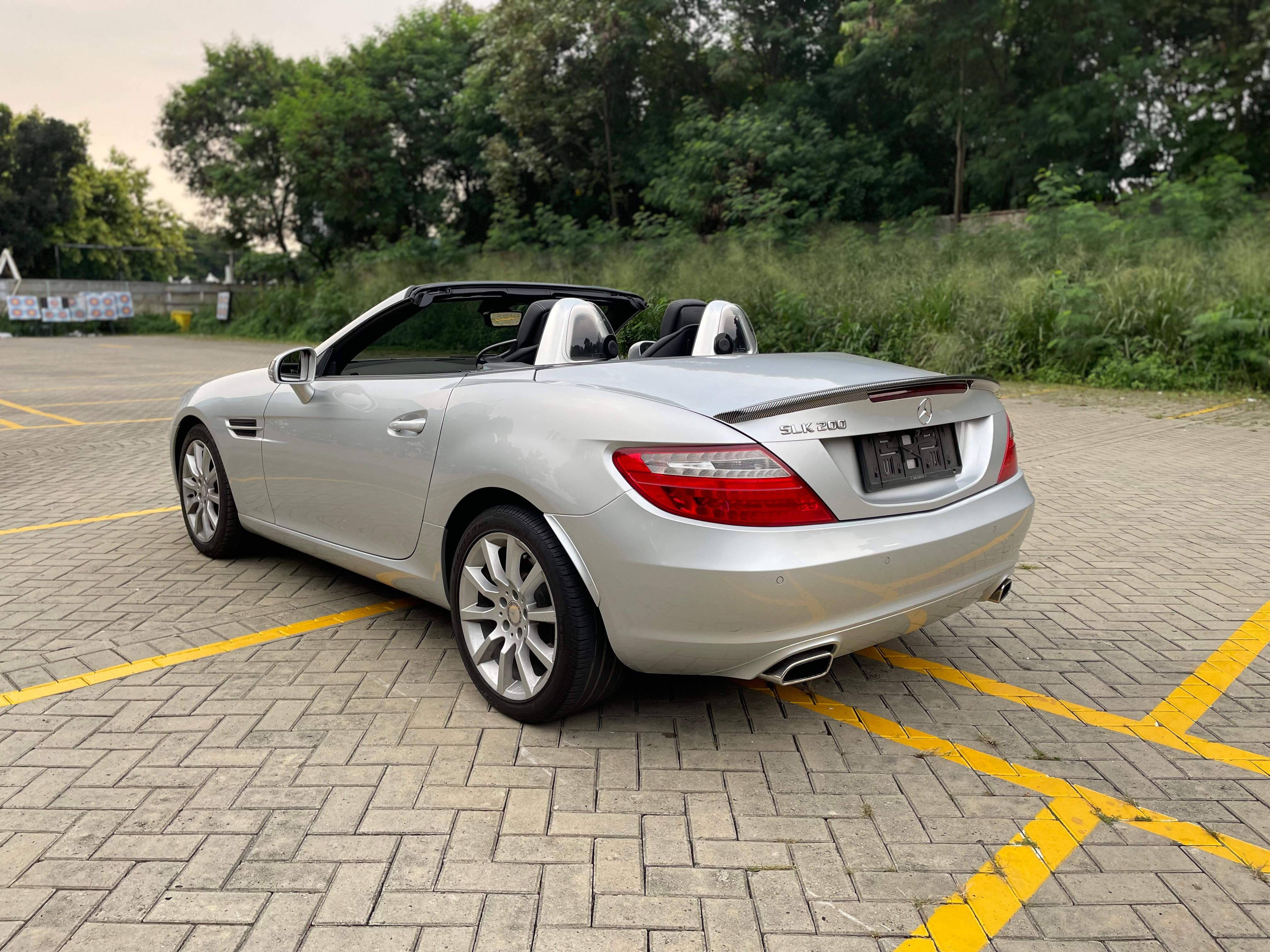 2012 Mercedes Benz SLK-Class SLK 200 1.8L CGI 2012 Mercedes Benz SLK-Class SLK 200 1.8L CGI