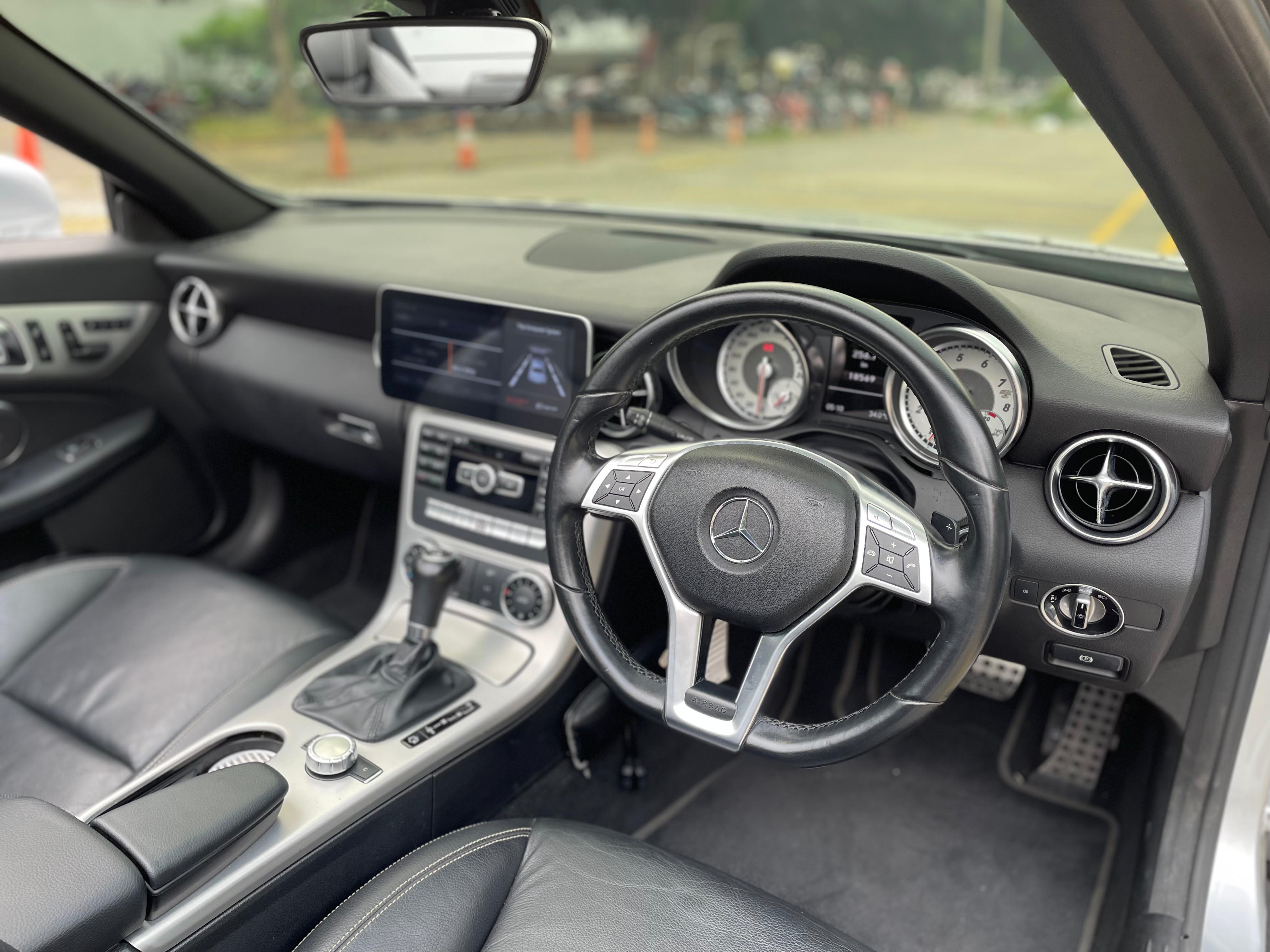 2012 Mercedes Benz SLK-Class SLK 200 1.8L CGI 2012 Mercedes Benz SLK-Class SLK 200 1.8L CGI