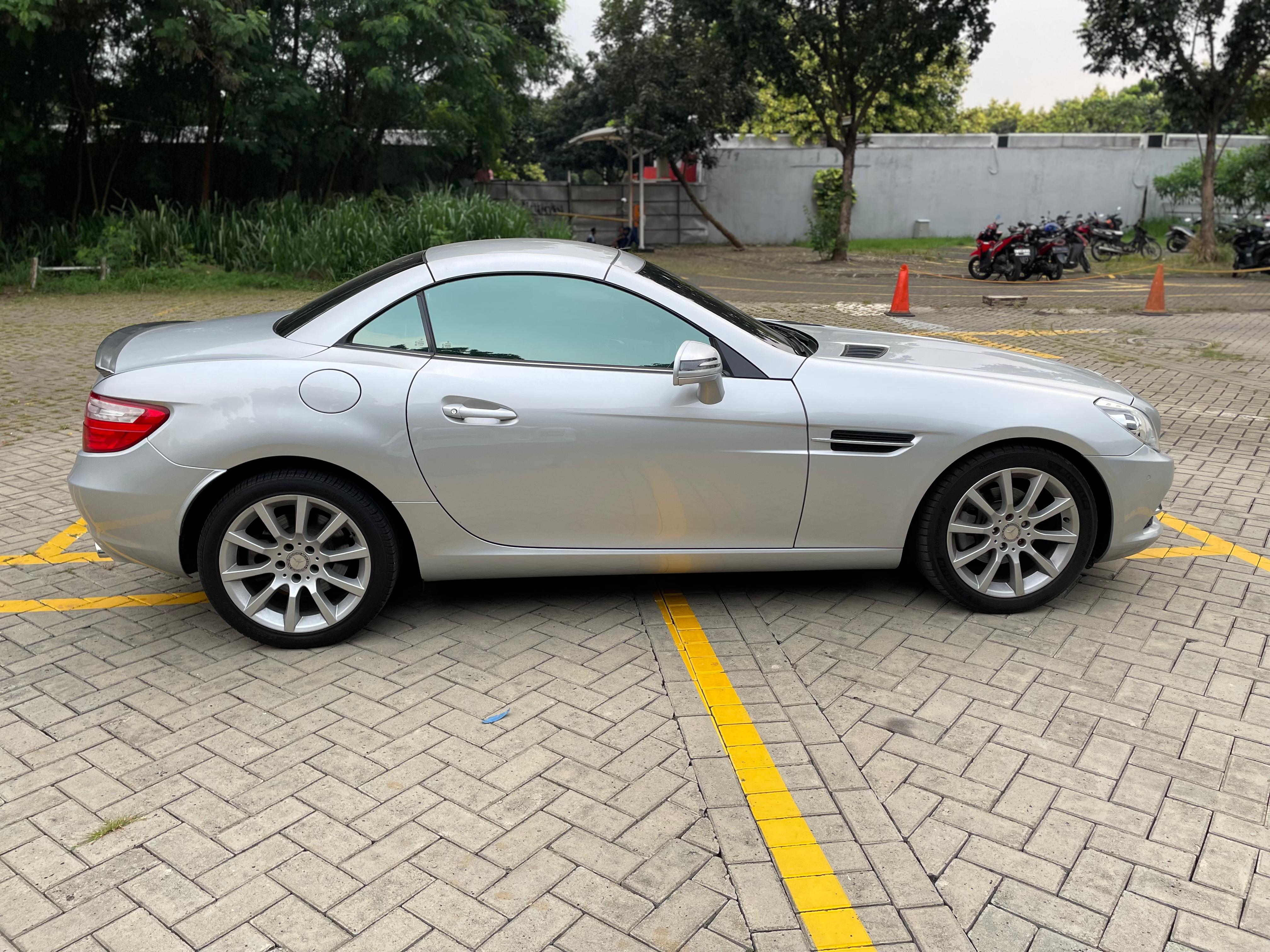 2012 Mercedes Benz SLK-Class SLK 200 1.8L CGI 2012 Mercedes Benz SLK-Class SLK 200 1.8L CGI