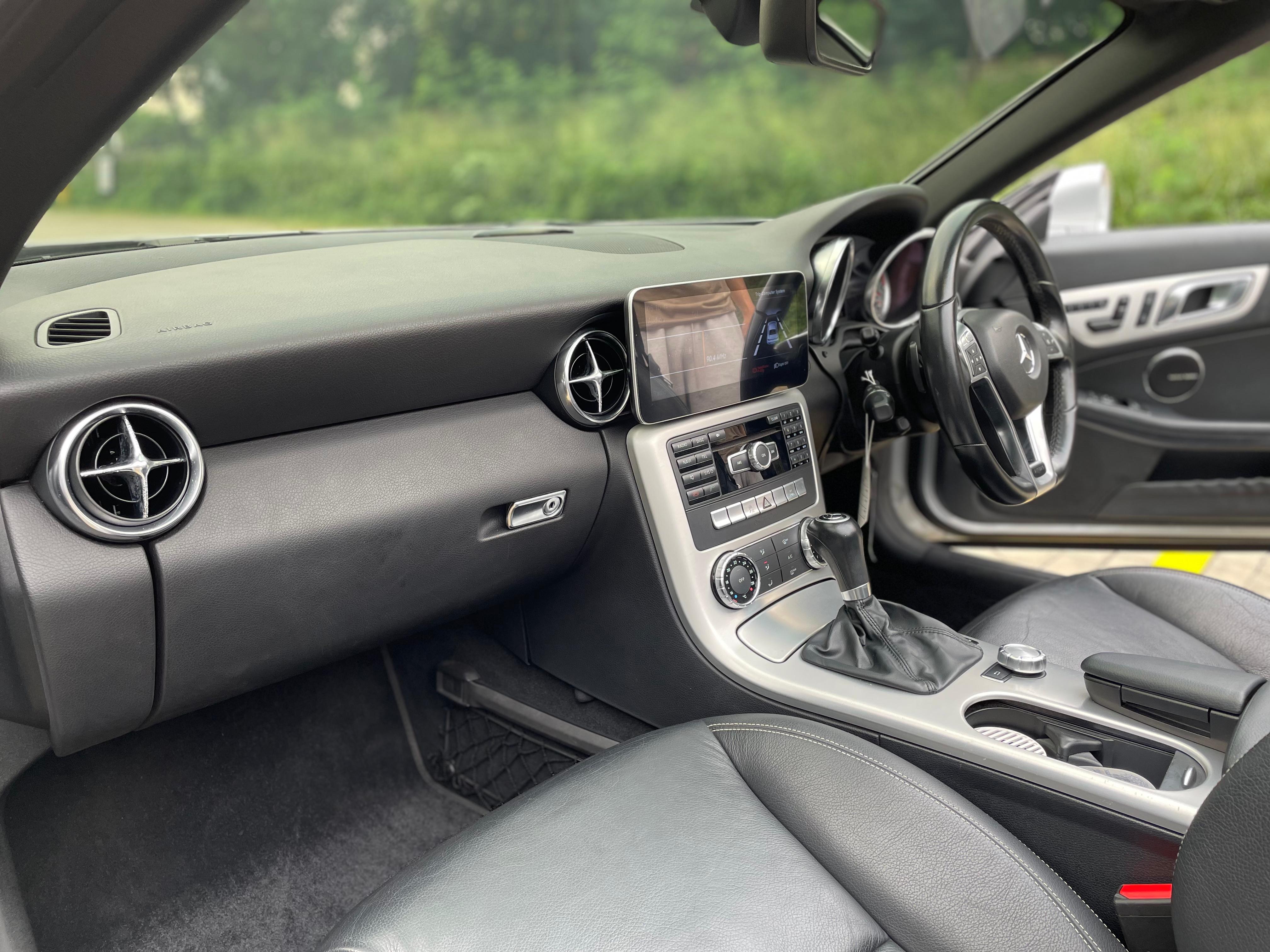 2012 Mercedes Benz SLK-Class SLK 200 1.8L CGI 2012 Mercedes Benz SLK-Class SLK 200 1.8L CGI