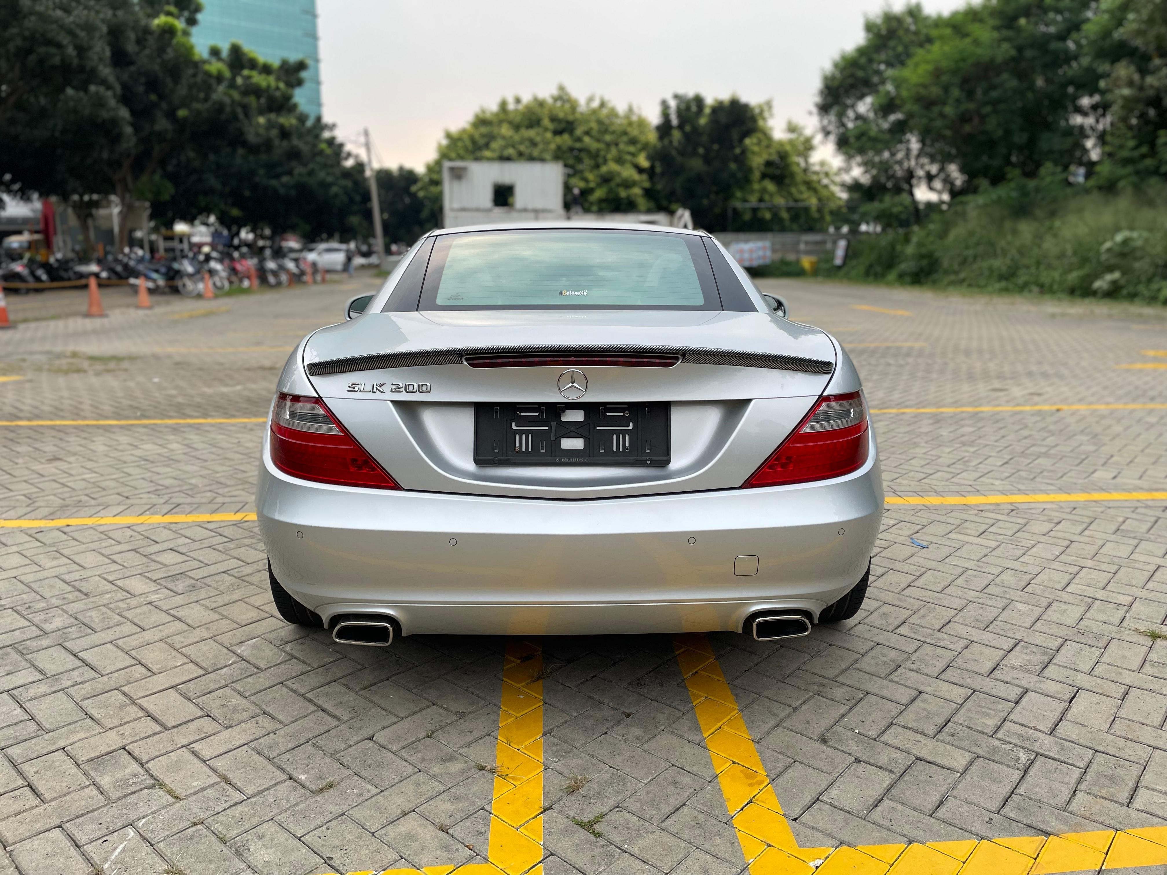 2012 Mercedes Benz SLK-Class SLK 200 1.8L CGI 2012 Mercedes Benz SLK-Class SLK 200 1.8L CGI