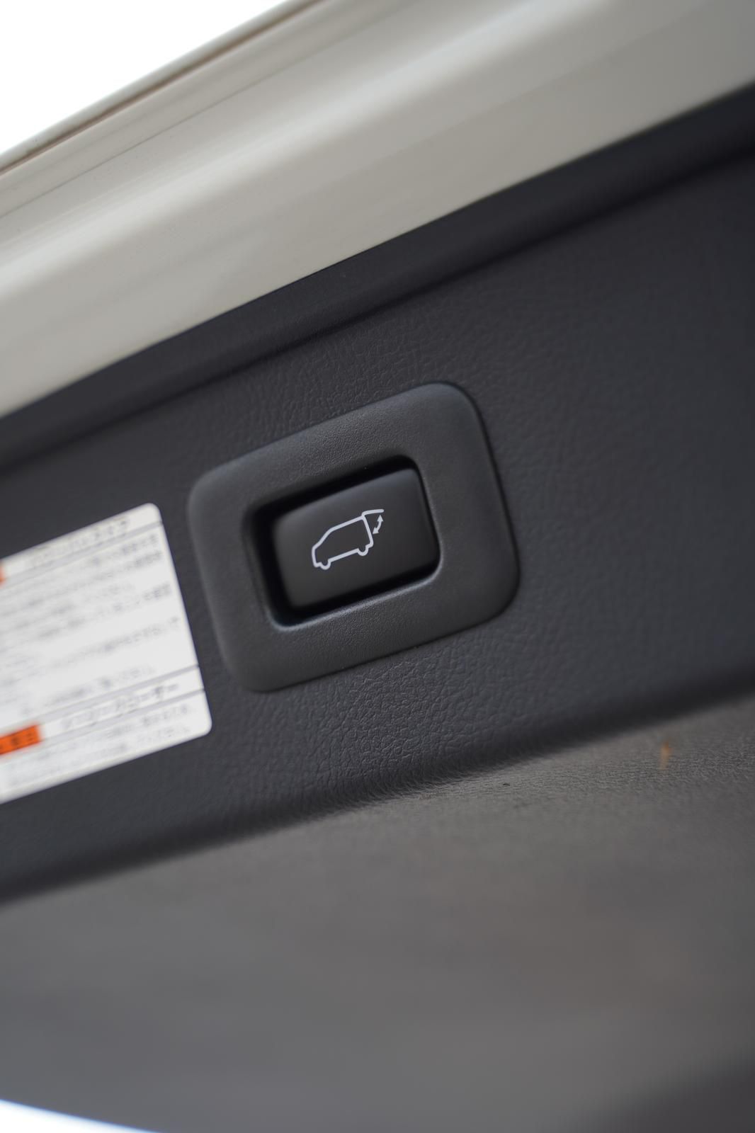 2016 Toyota Vellfire  2.5L ZG AT 2016 Toyota Vellfire  2.5L ZG AT