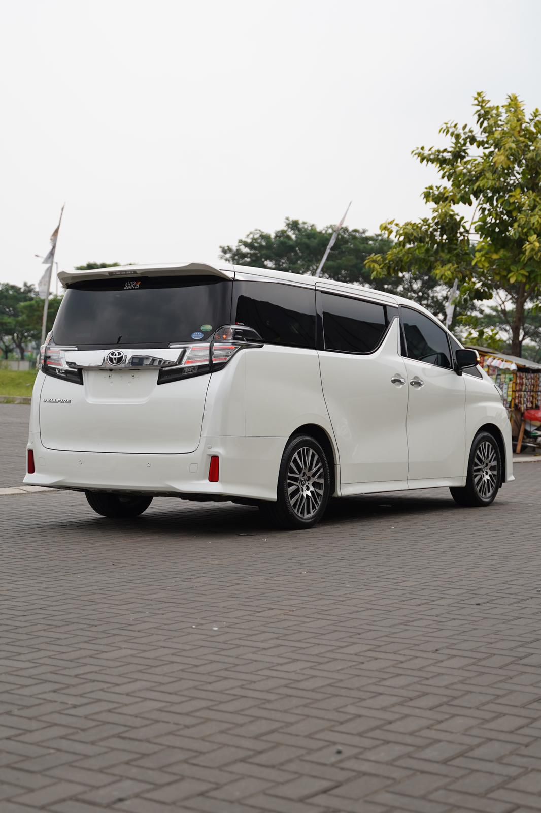 2016 Toyota Vellfire  2.5L ZG AT 2016 Toyota Vellfire  2.5L ZG AT