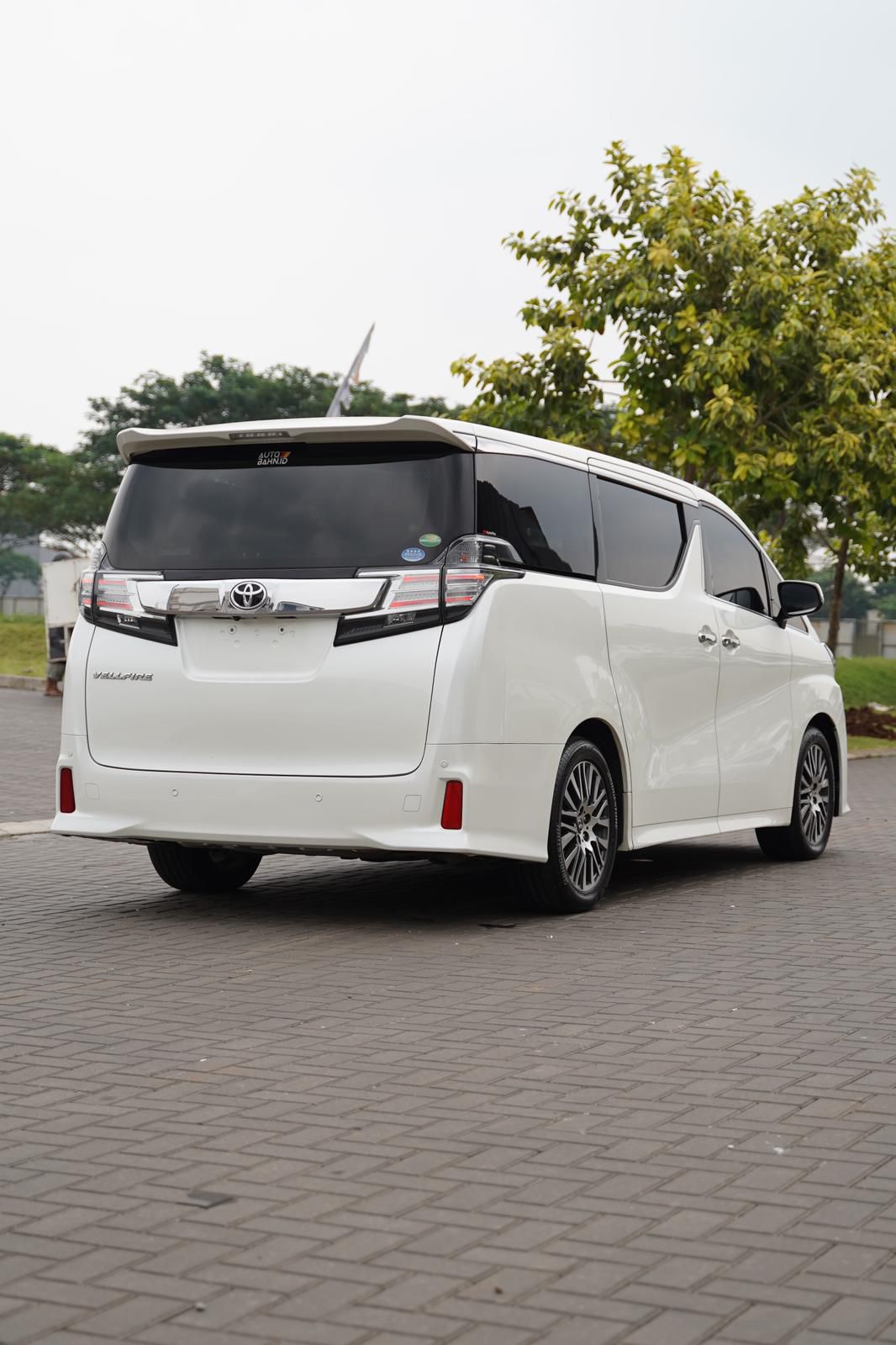 2016 Toyota Vellfire  2.5L ZG AT 2016 Toyota Vellfire  2.5L ZG AT