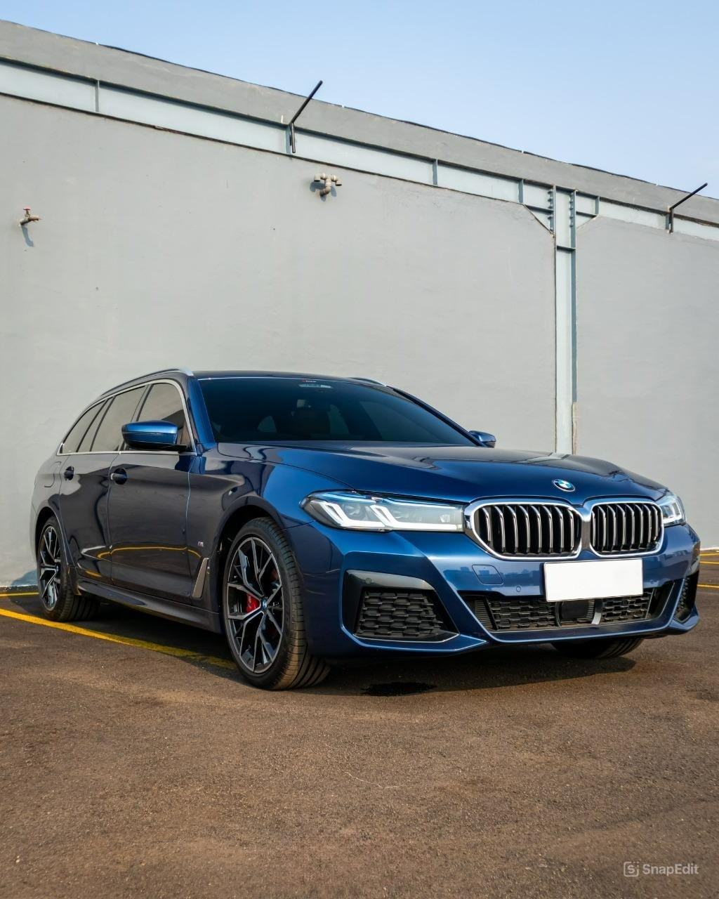 Second Hand 2022 BMW 5 Series Touring 530i Touring M Sport Second Hand 2022 BMW 5 Series Touring 530i Touring M Sport