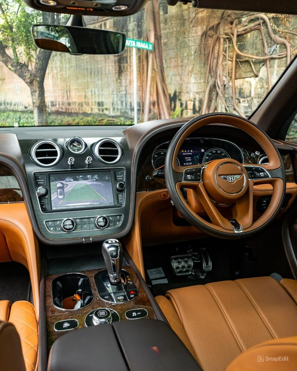 2016 Bentley Bentayga 4.0 L 2016 Bentley Bentayga 4.0 L